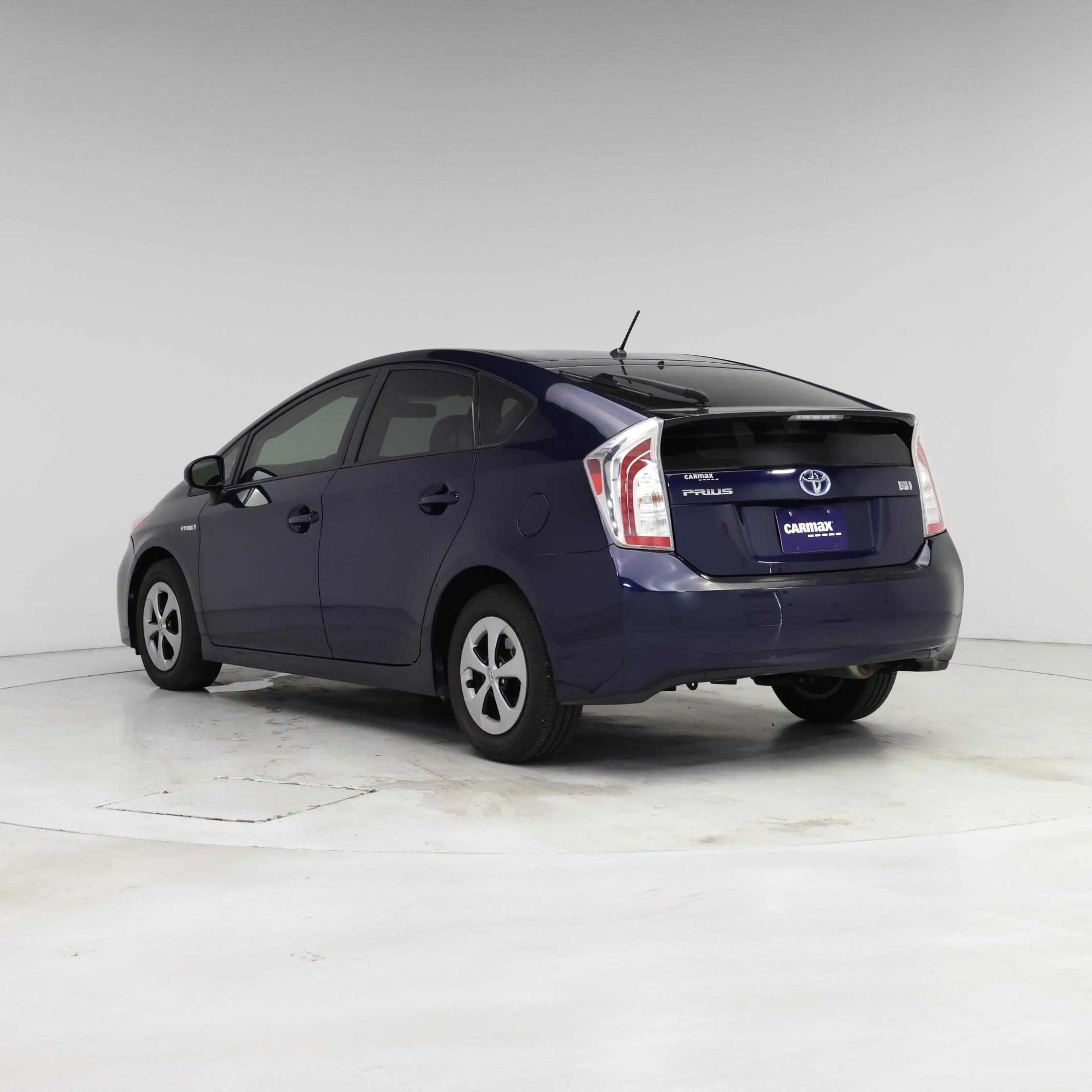 Thumbnail: 2013 Toyota Prius - 2