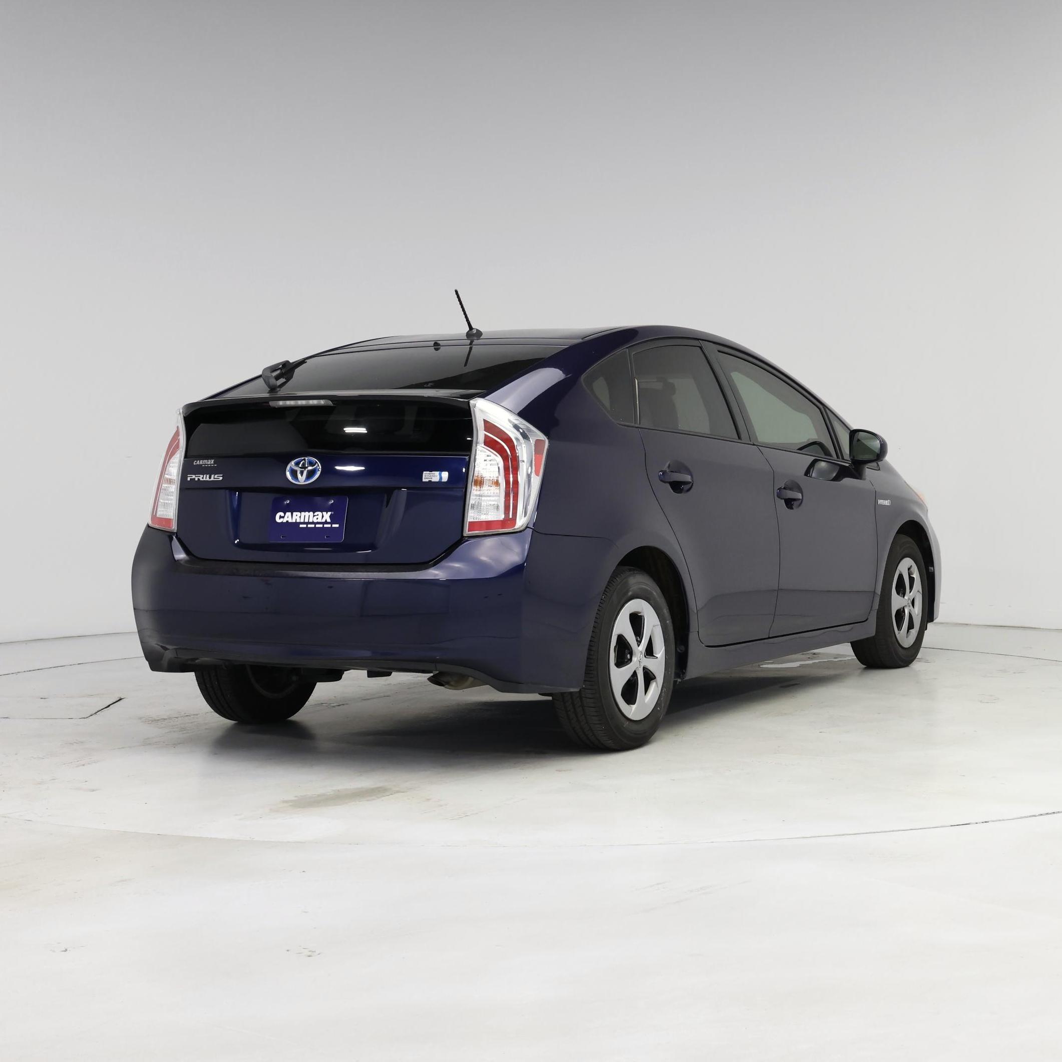 Thumbnail: 2013 Toyota Prius - 8