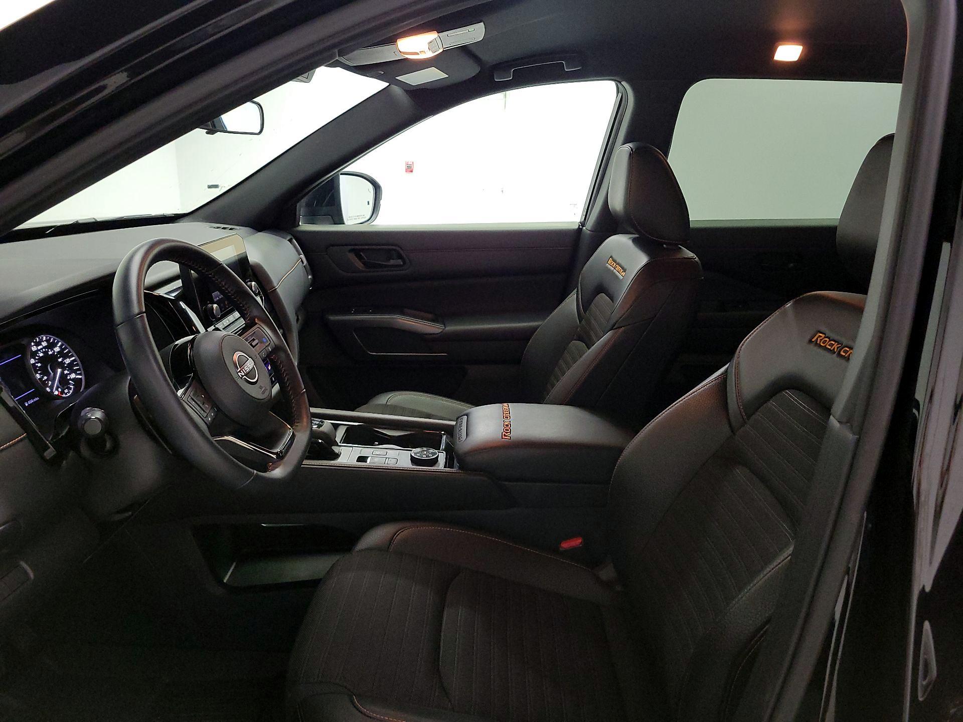 Thumbnail: 2023 Nissan Pathfinder - 11