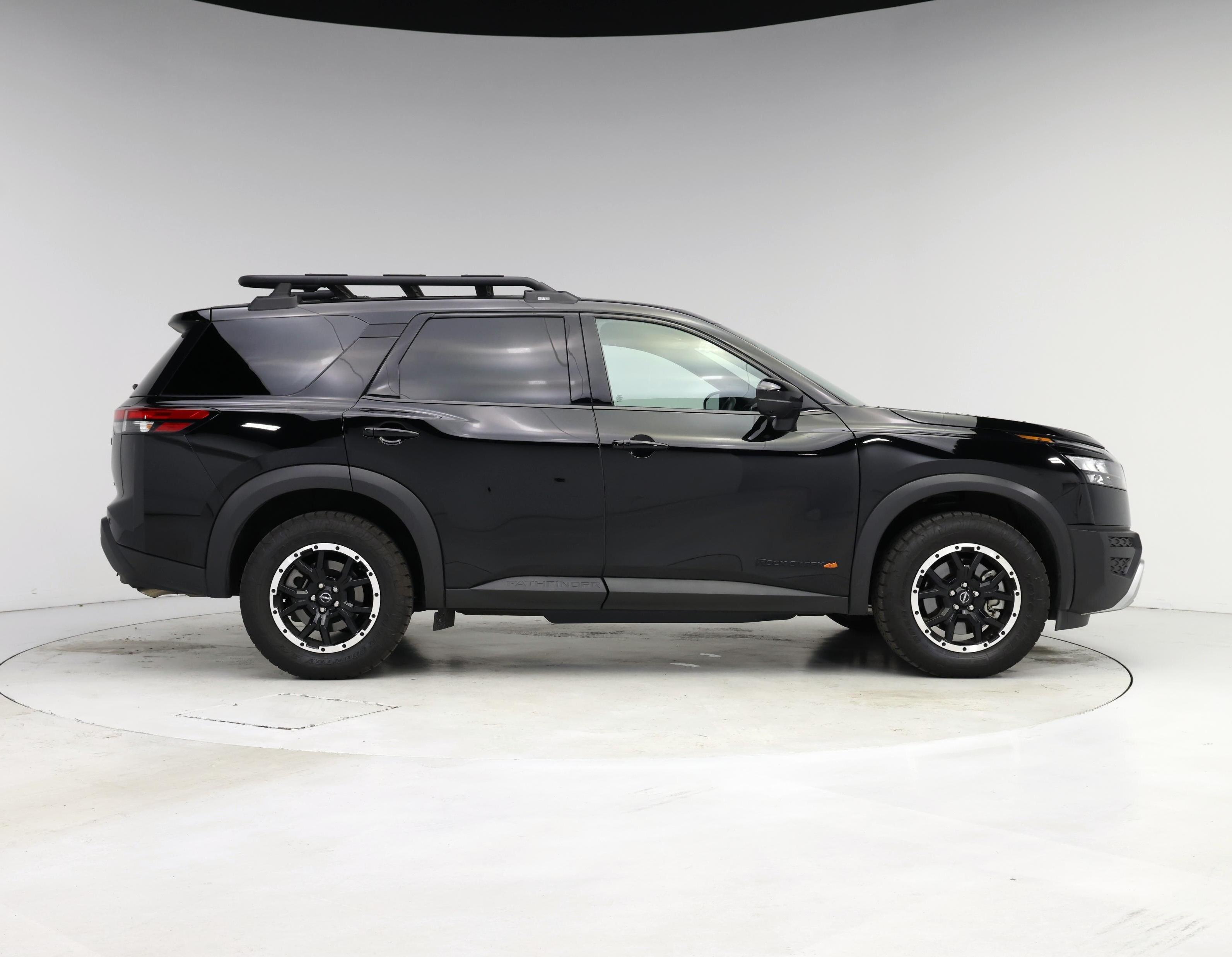 Thumbnail: 2023 Nissan Pathfinder - 7