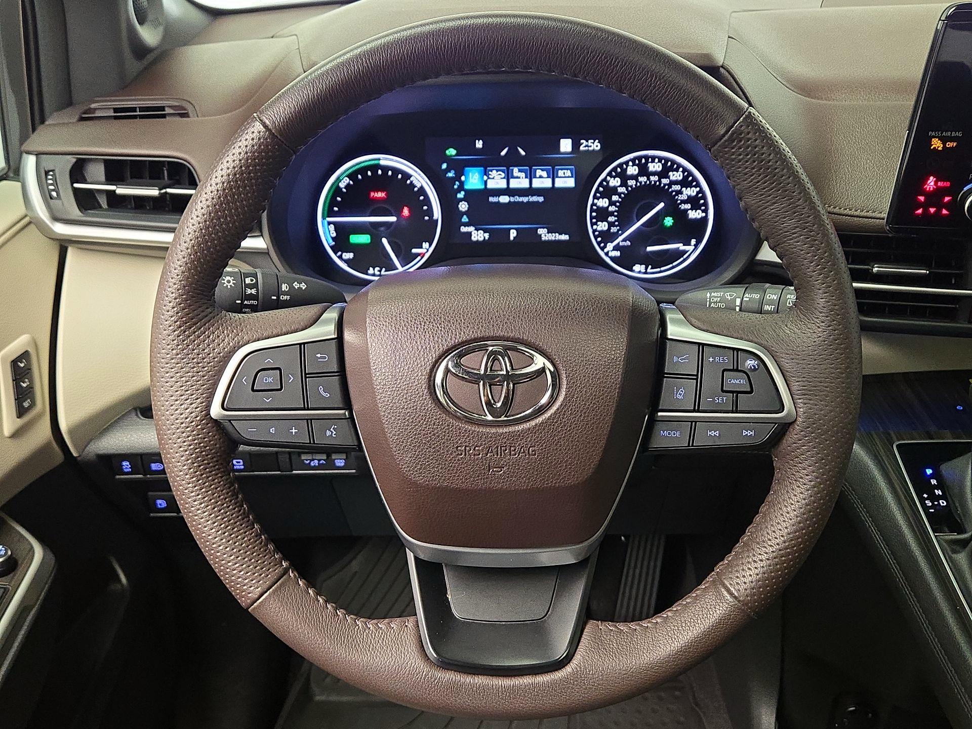 Thumbnail: 2023 Toyota Sienna - 10