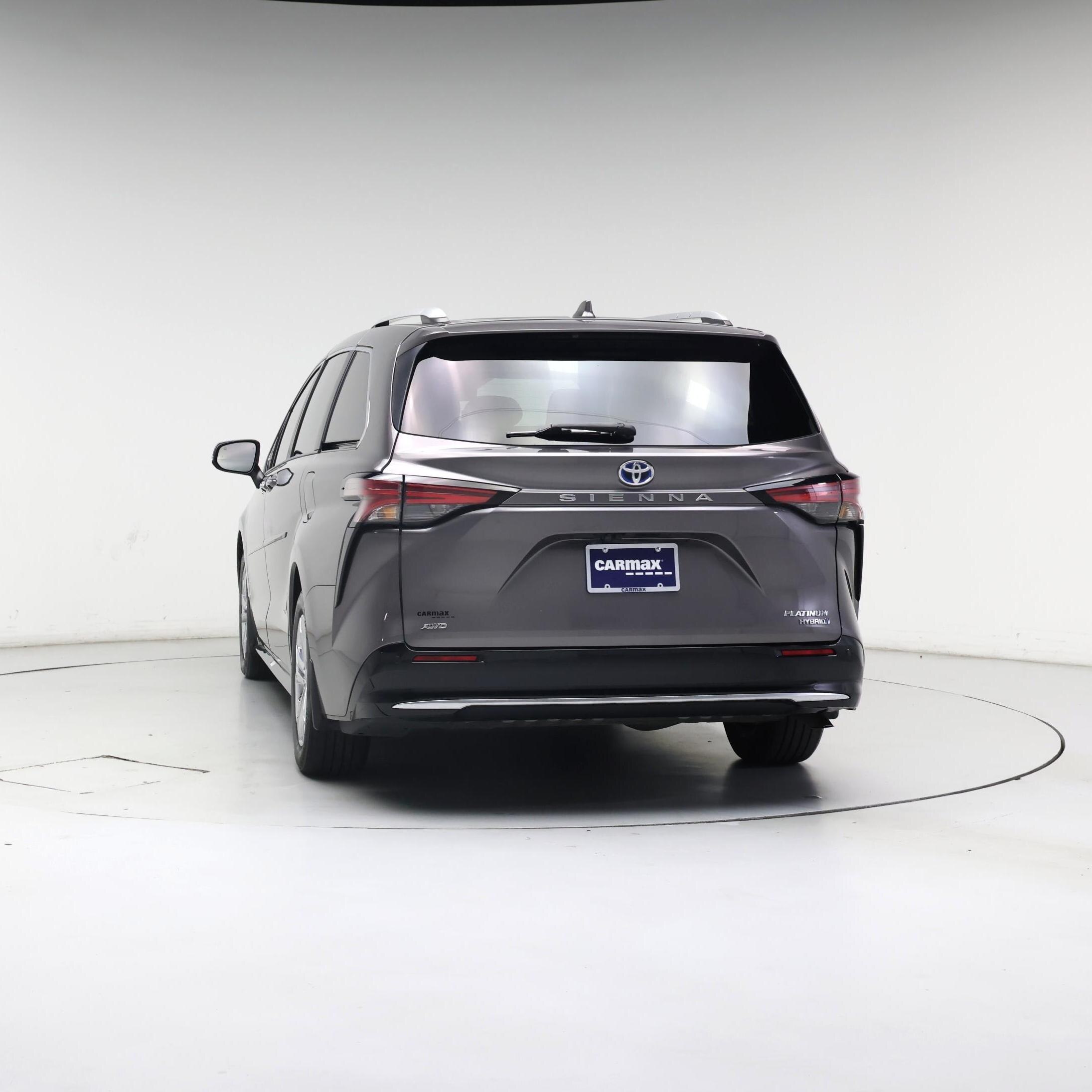 Thumbnail: 2023 Toyota Sienna - 6