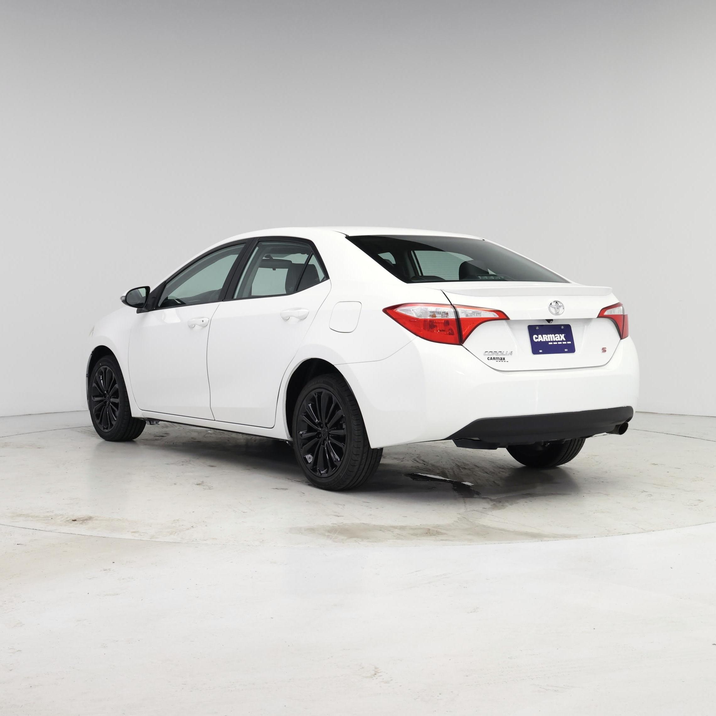 Thumbnail: 2015 Toyota Corolla - 2