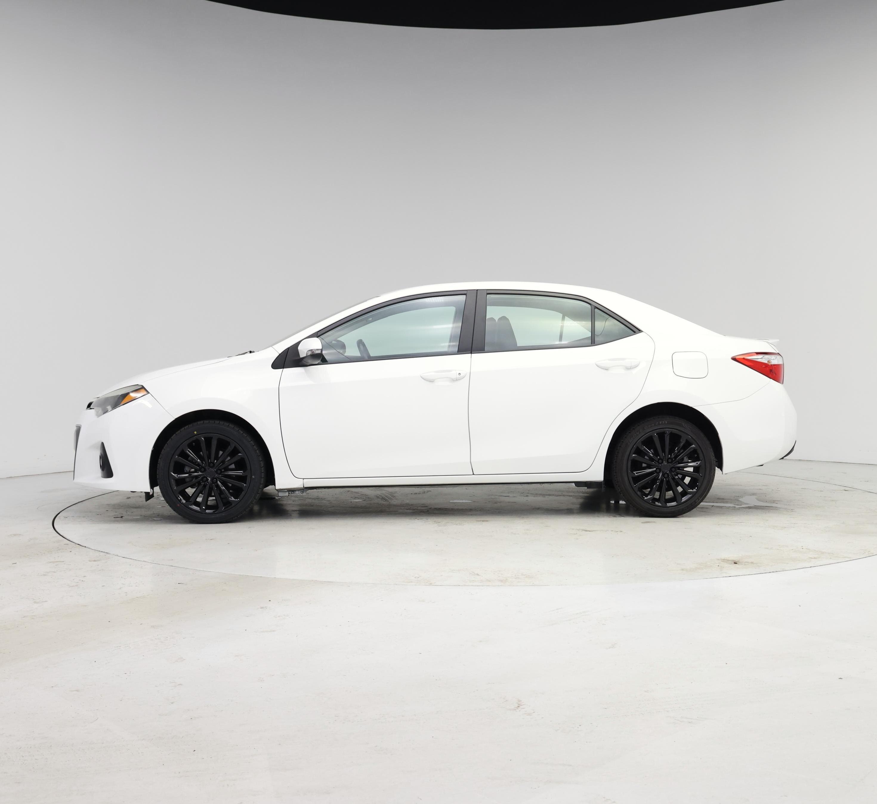 Thumbnail: 2015 Toyota Corolla - 3