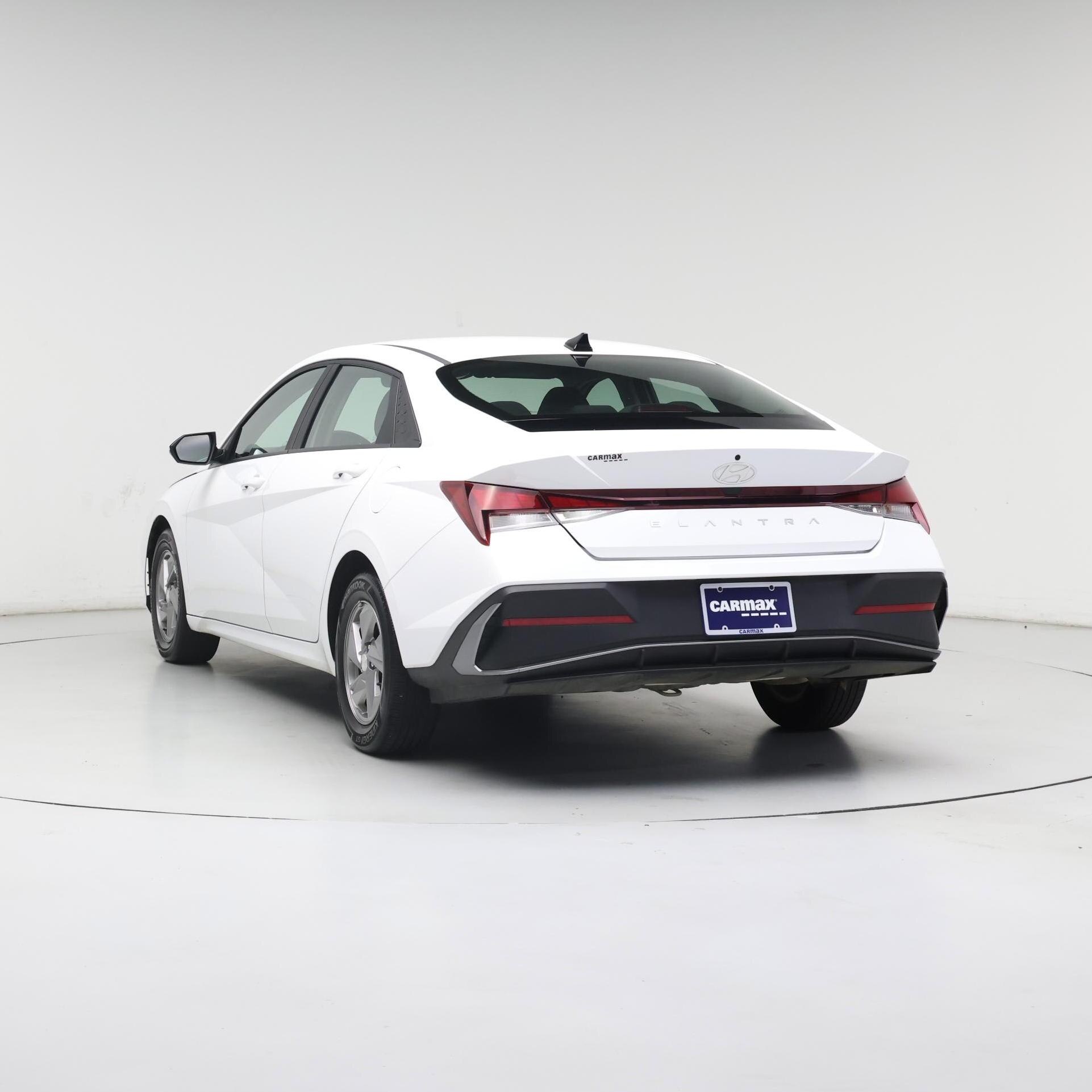 Thumbnail: 2024 Hyundai Elantra - 2