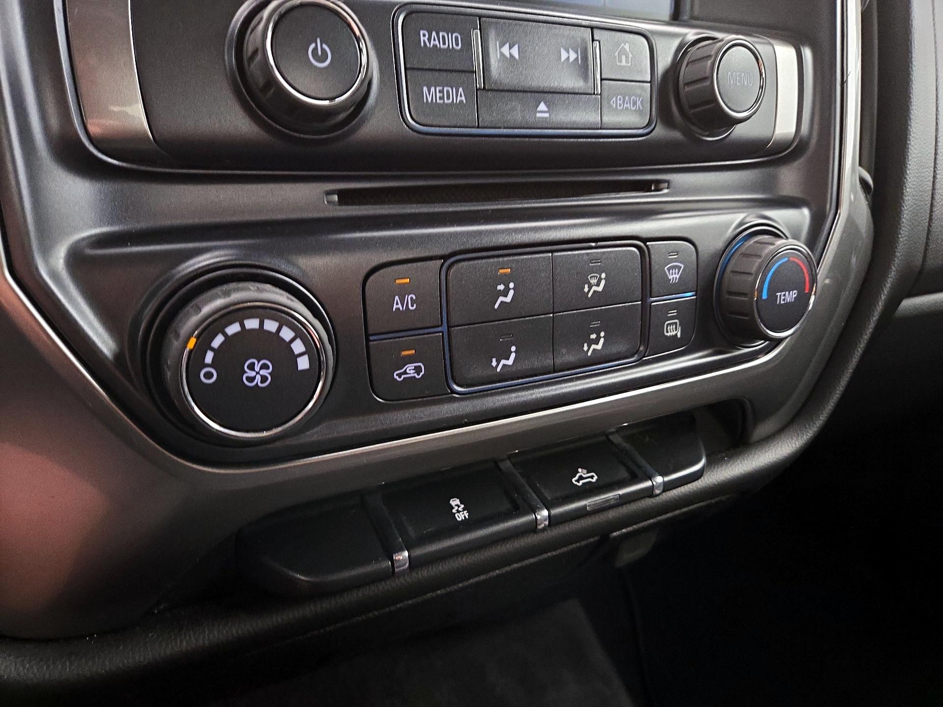 Thumbnail: 2019 Chevrolet Silverado 1500 - 16