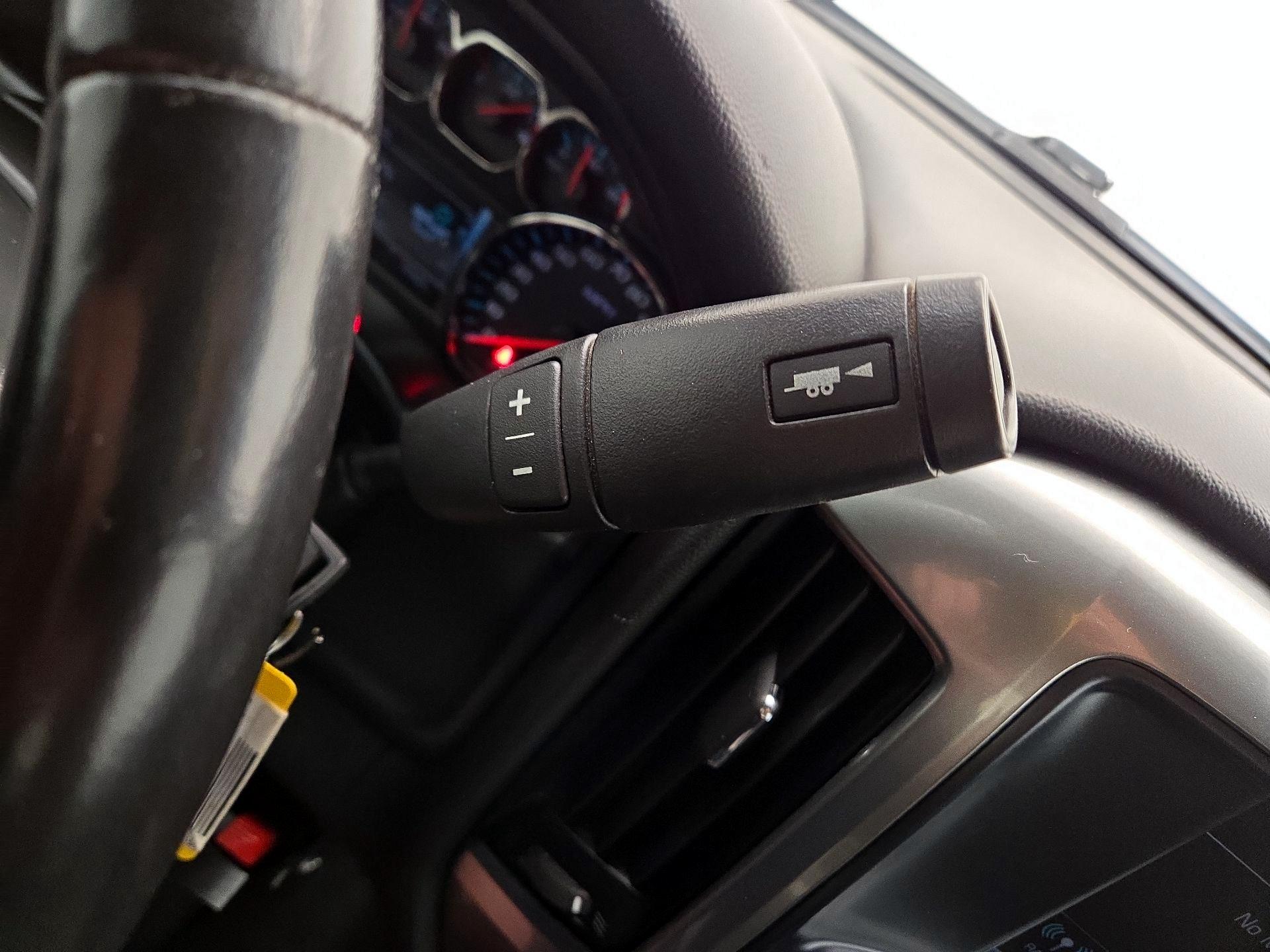 Thumbnail: 2019 Chevrolet Silverado 1500 - 17