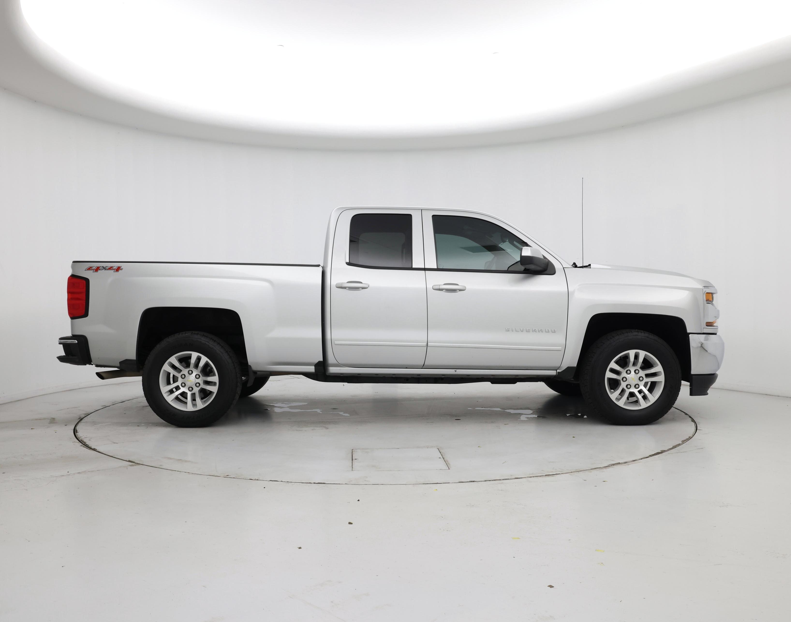 Thumbnail: 2019 Chevrolet Silverado 1500 - 7