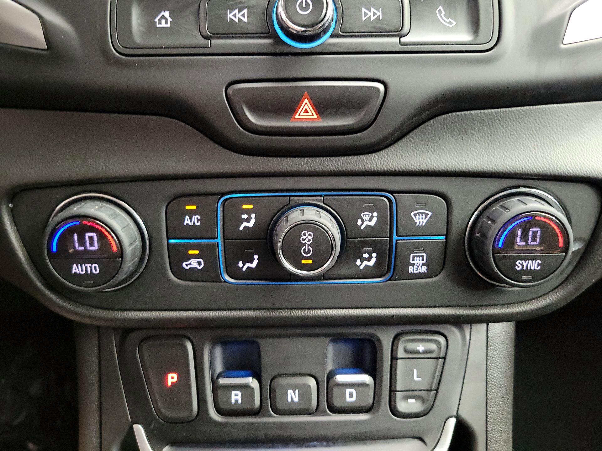 Thumbnail: 2019 GMC Terrain - 16
