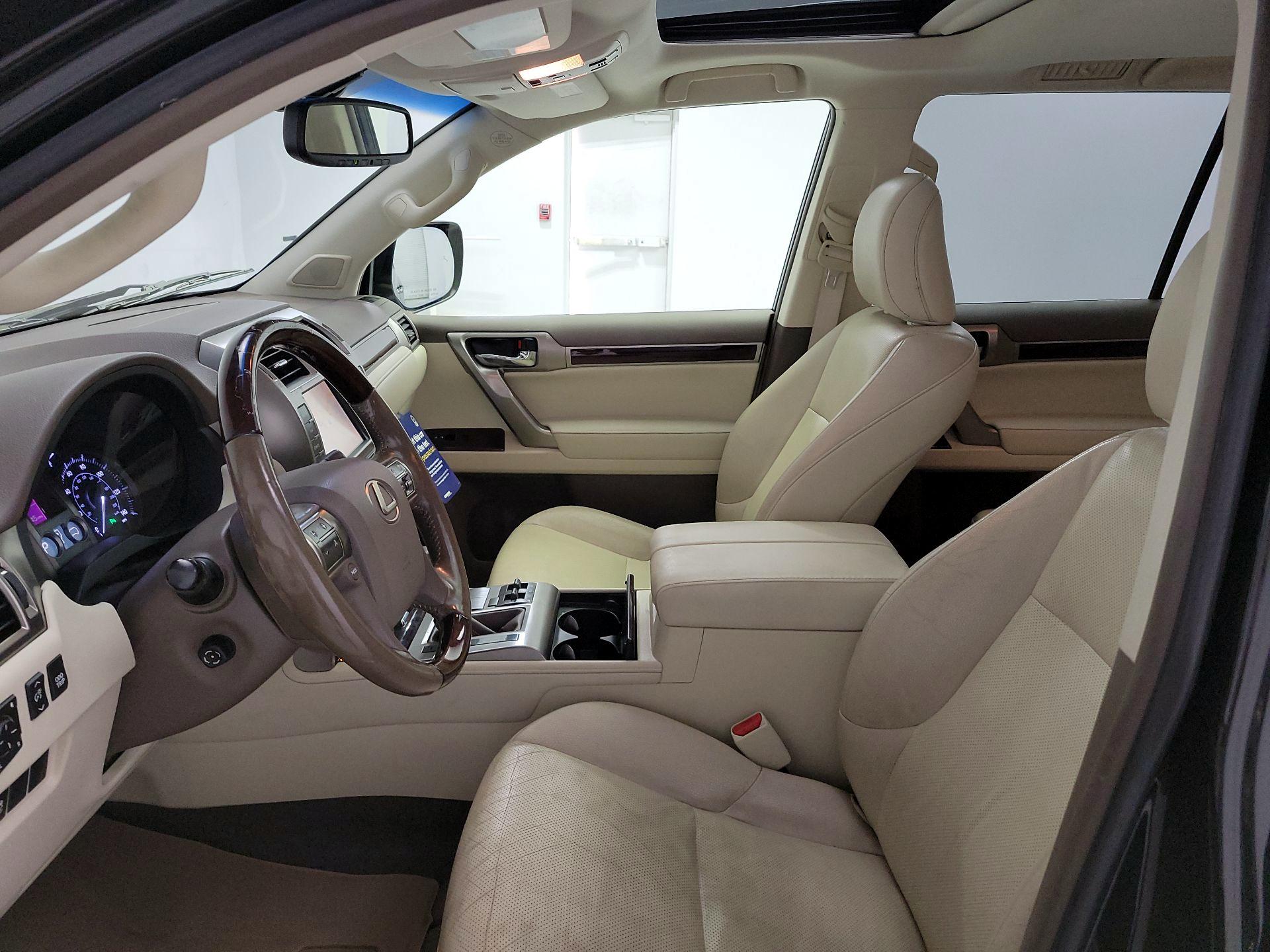 Thumbnail: 2017 Lexus GX - 11