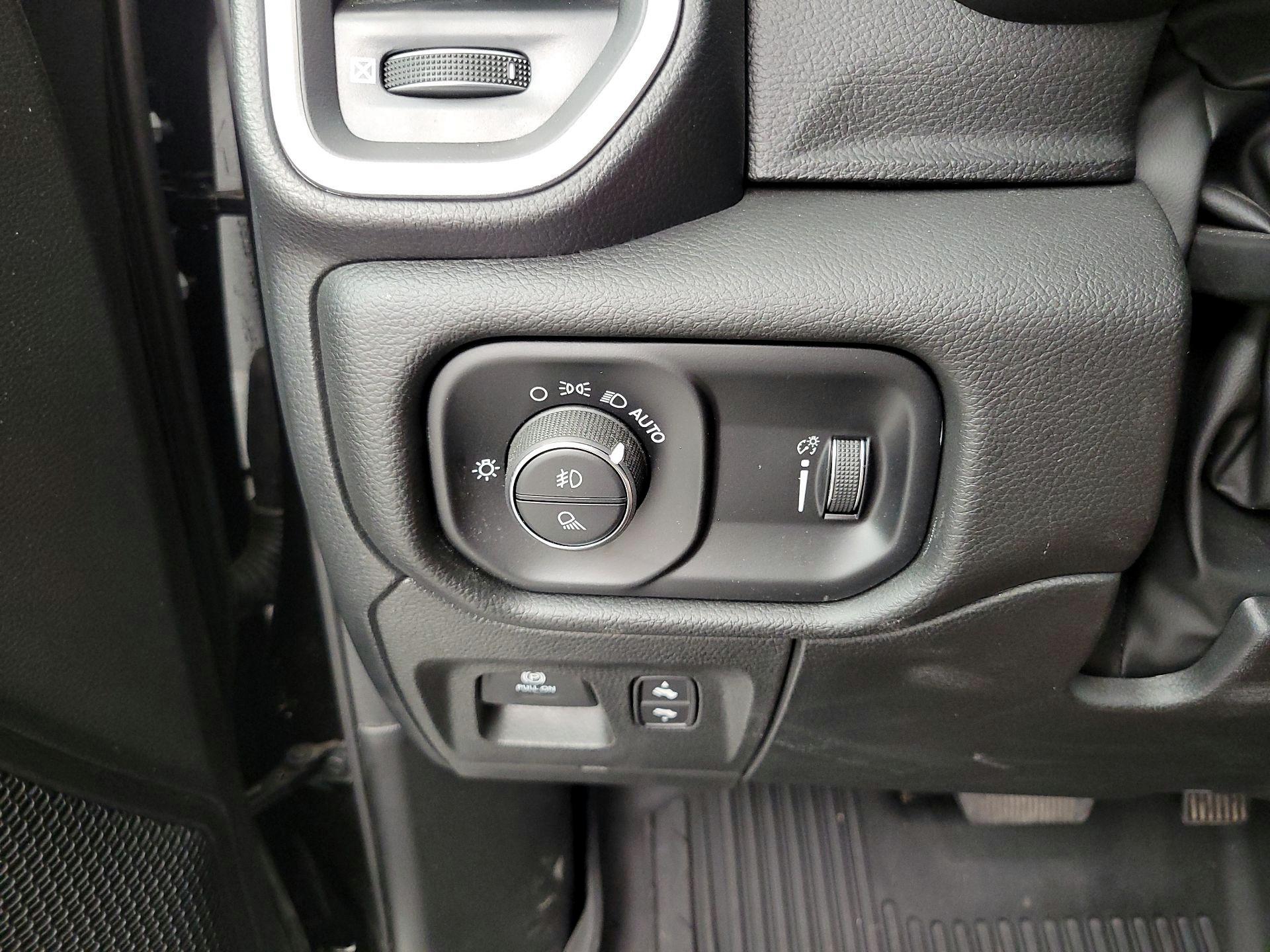Thumbnail: 2023 RAM 1500 - 13