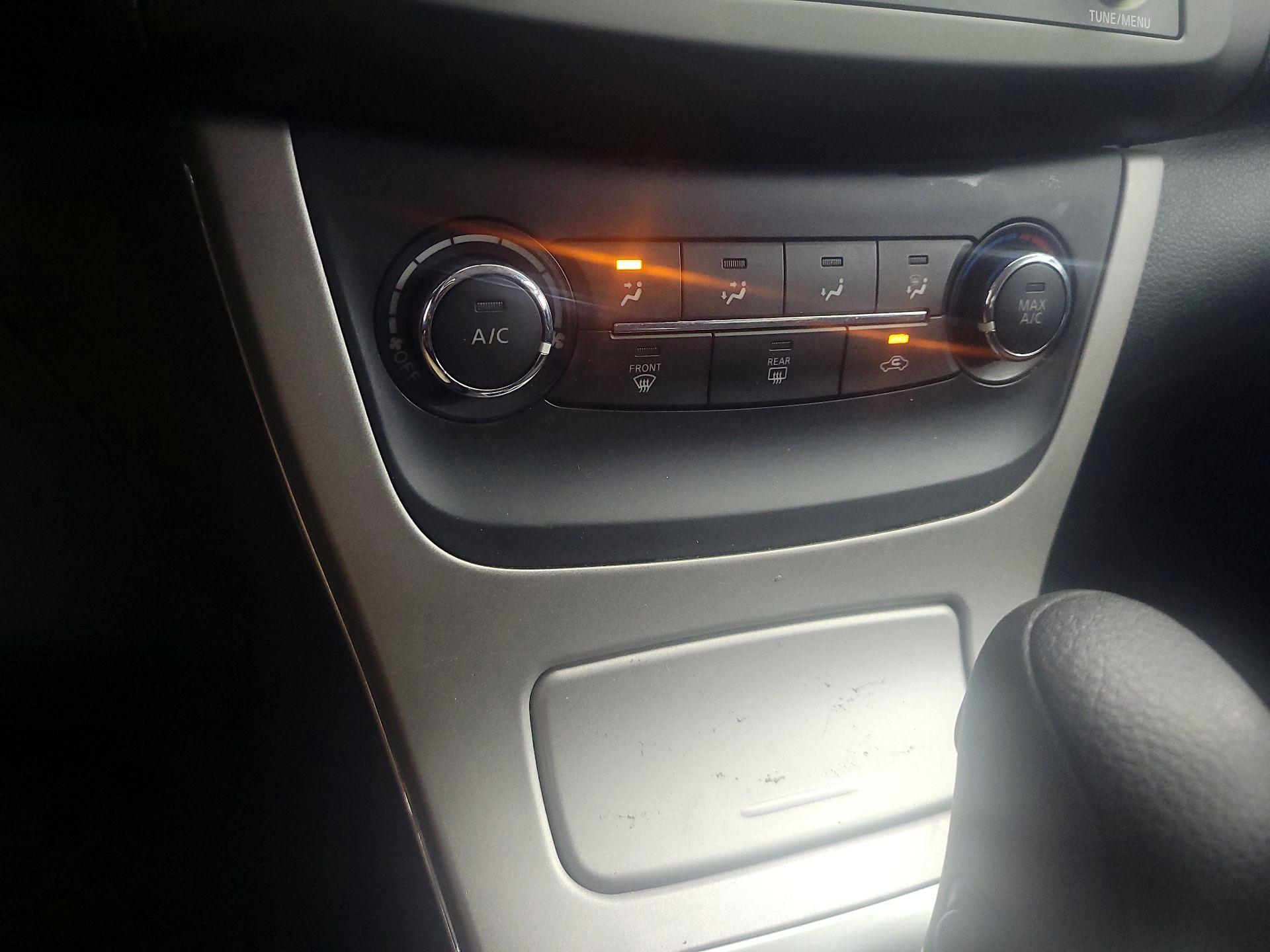 Thumbnail: 2015 Nissan Sentra - 15