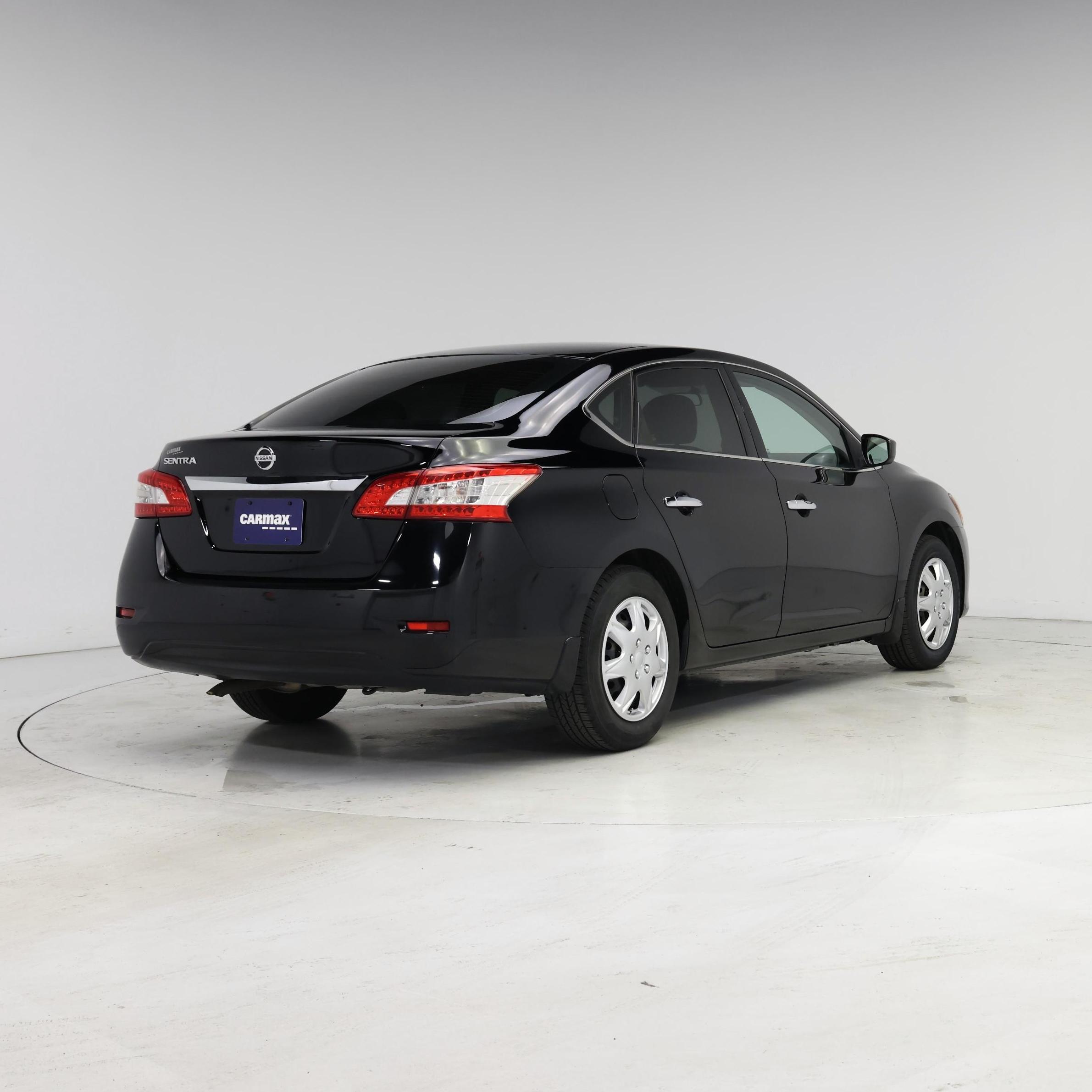 Thumbnail: 2015 Nissan Sentra - 8