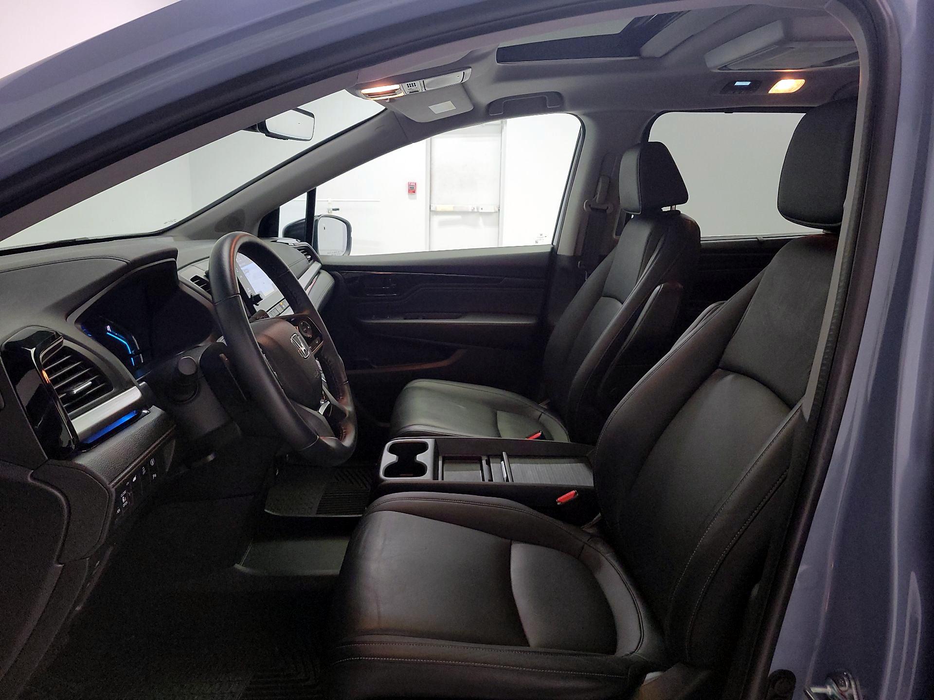 Thumbnail: 2023 Honda Odyssey - 11