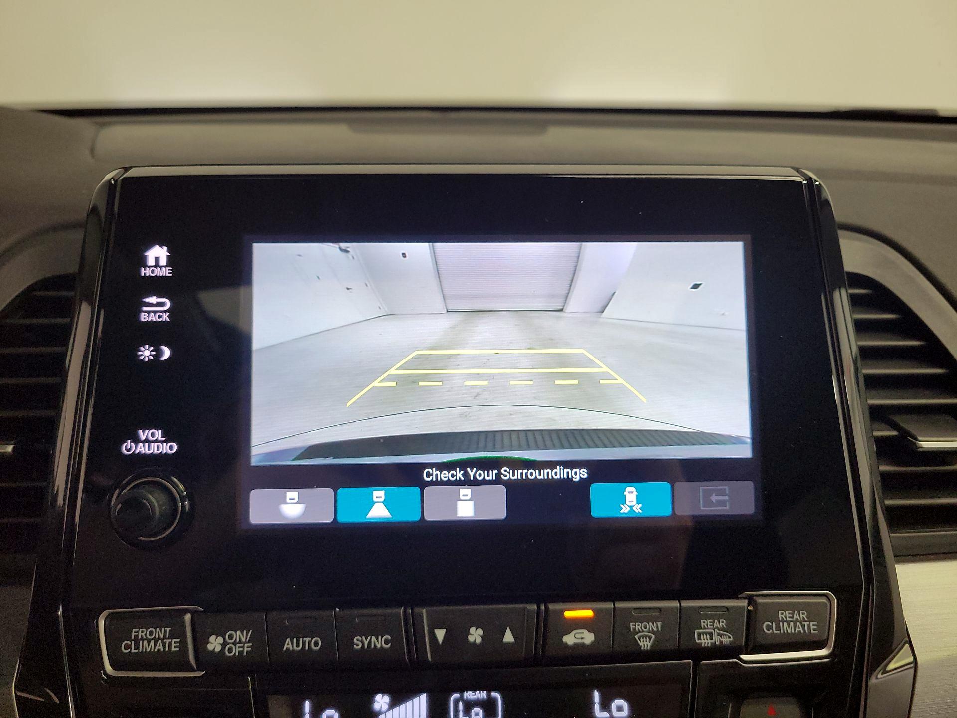 Thumbnail: 2023 Honda Odyssey - 15