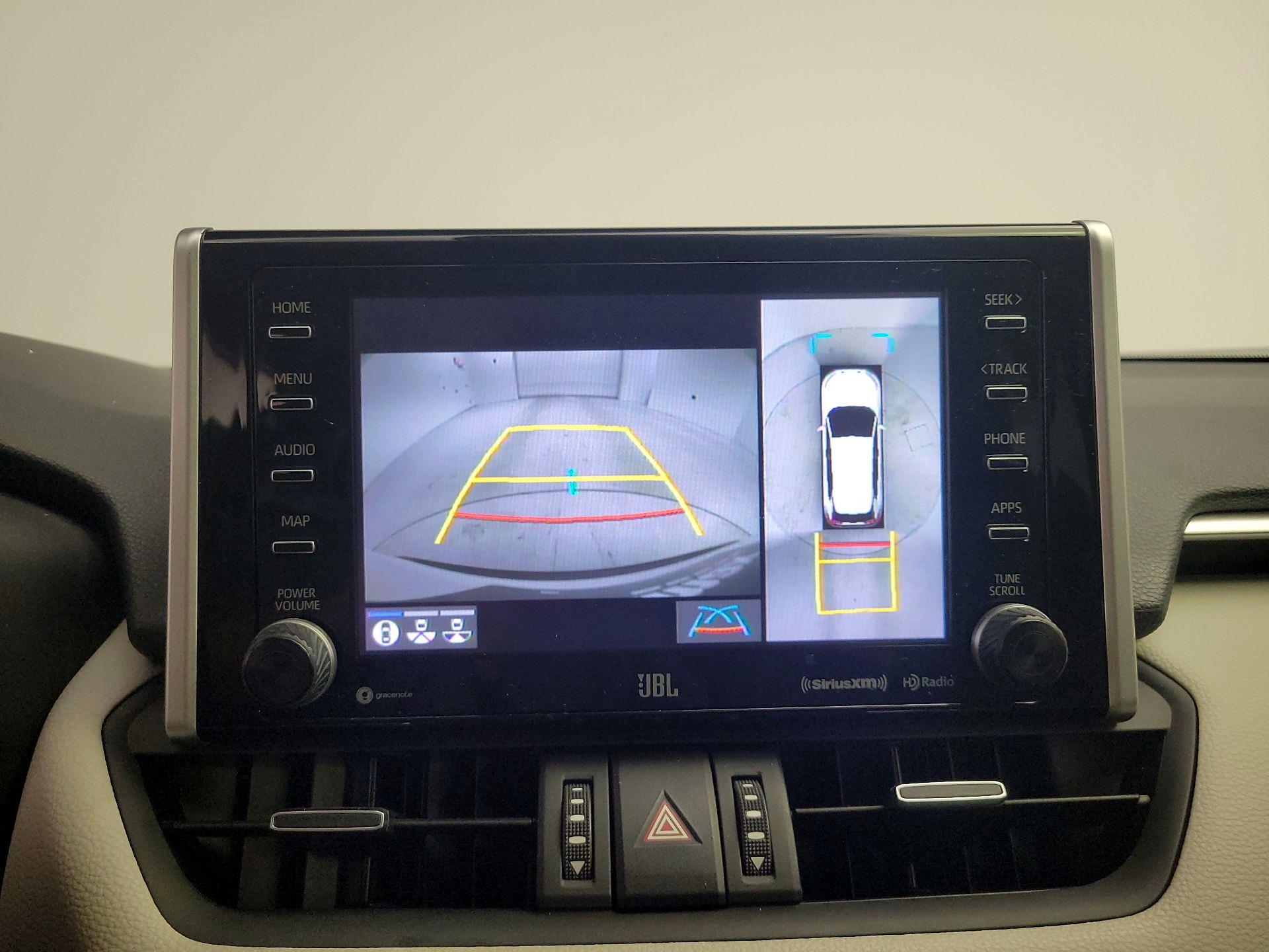 Thumbnail: 2019 Toyota RAV4 - 15