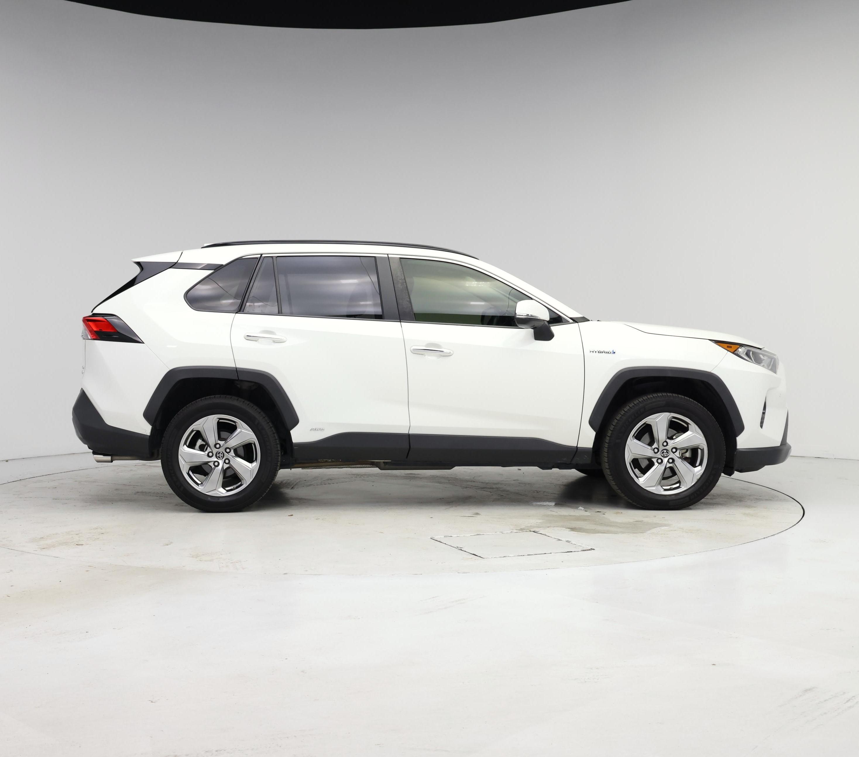 Thumbnail: 2019 Toyota RAV4 - 7