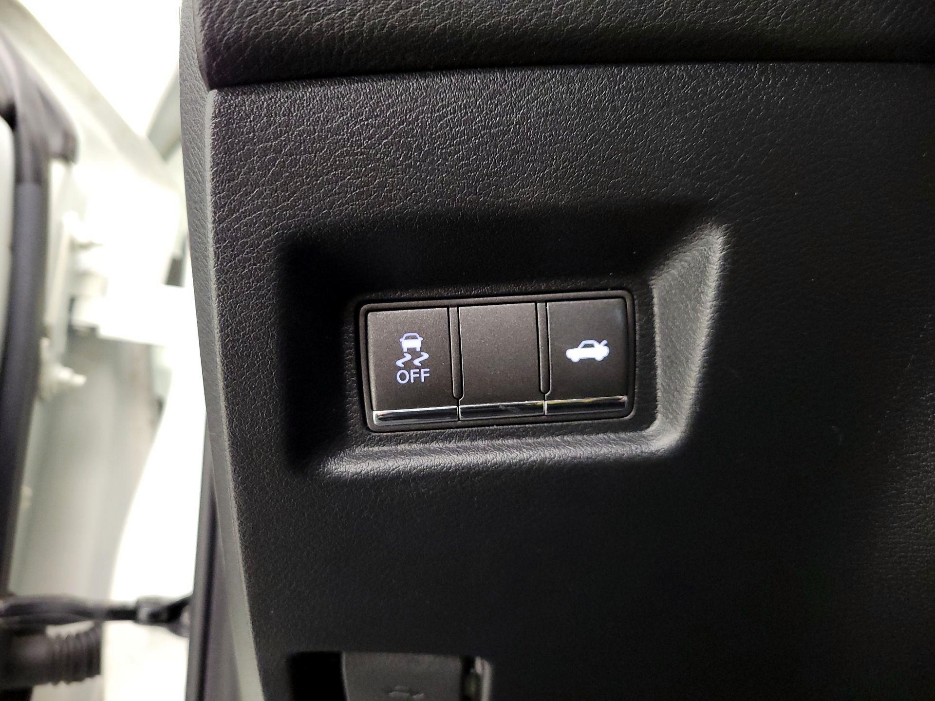 Thumbnail: 2020 INFINITI Q60 - 13