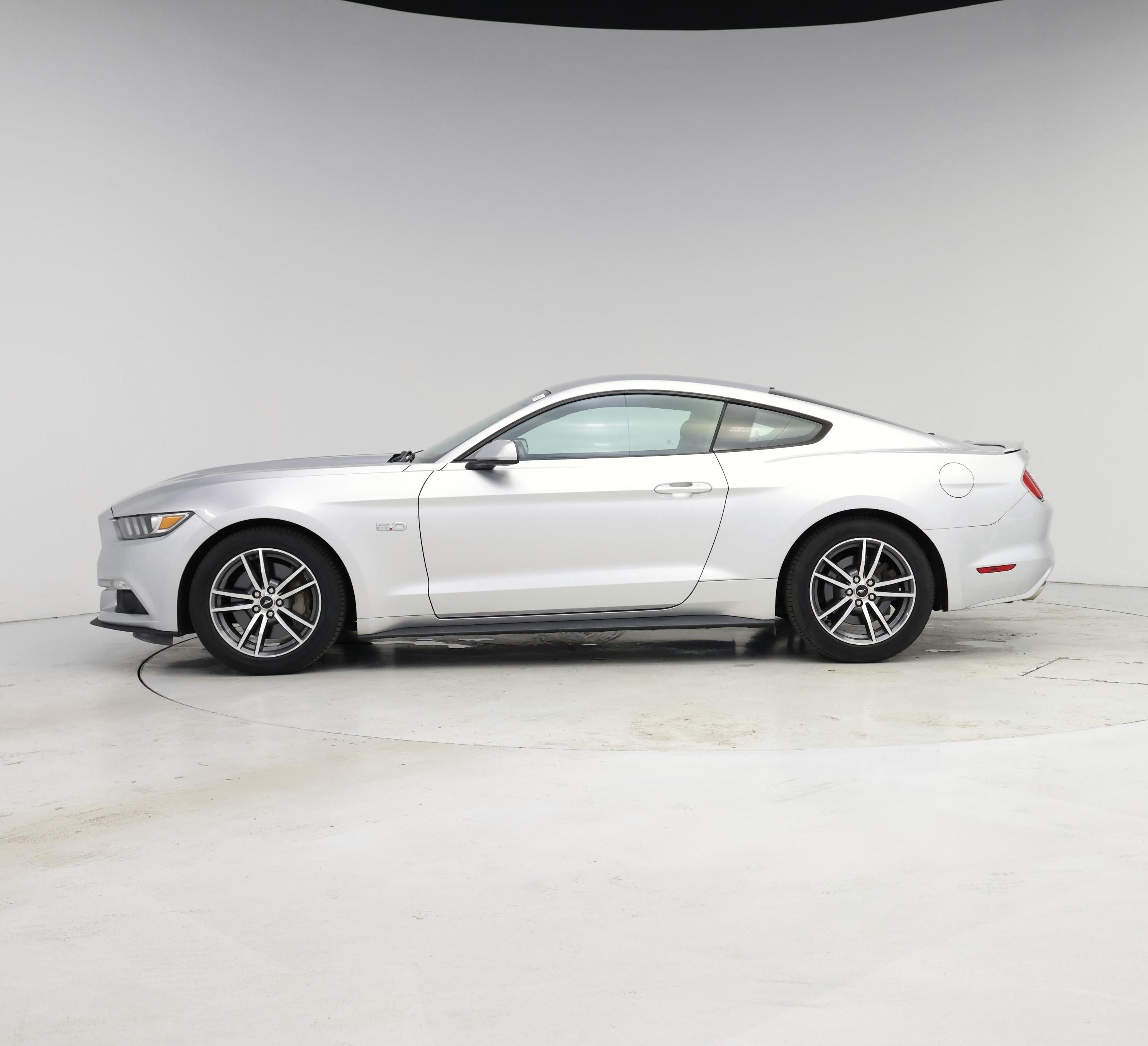 Thumbnail: 2015 Ford Mustang - 3
