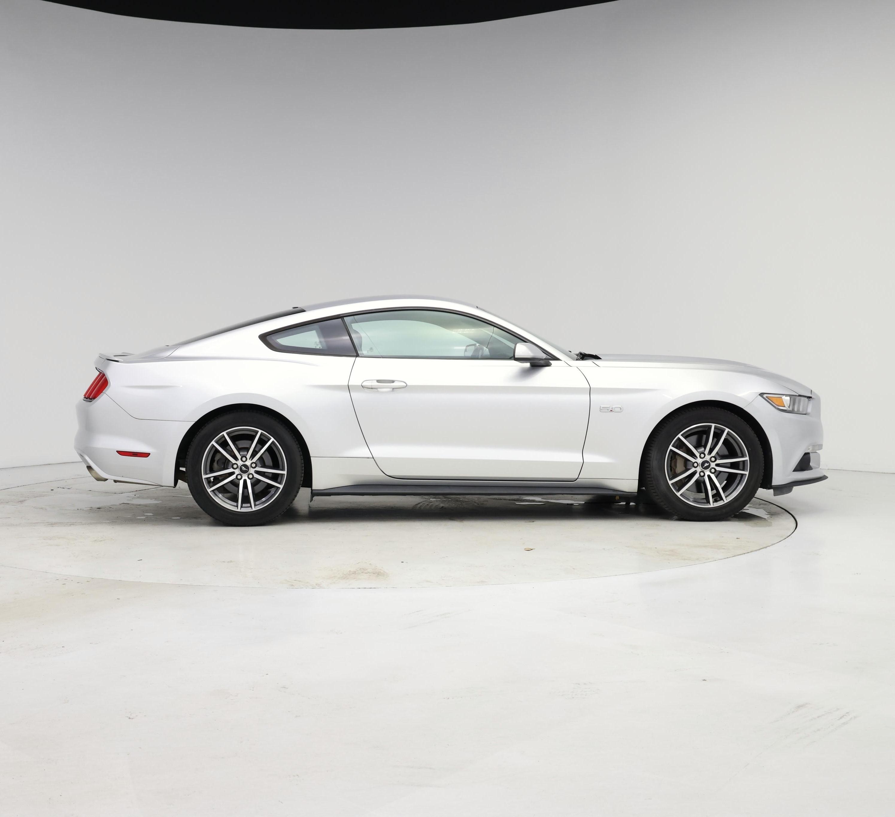 Thumbnail: 2015 Ford Mustang - 7