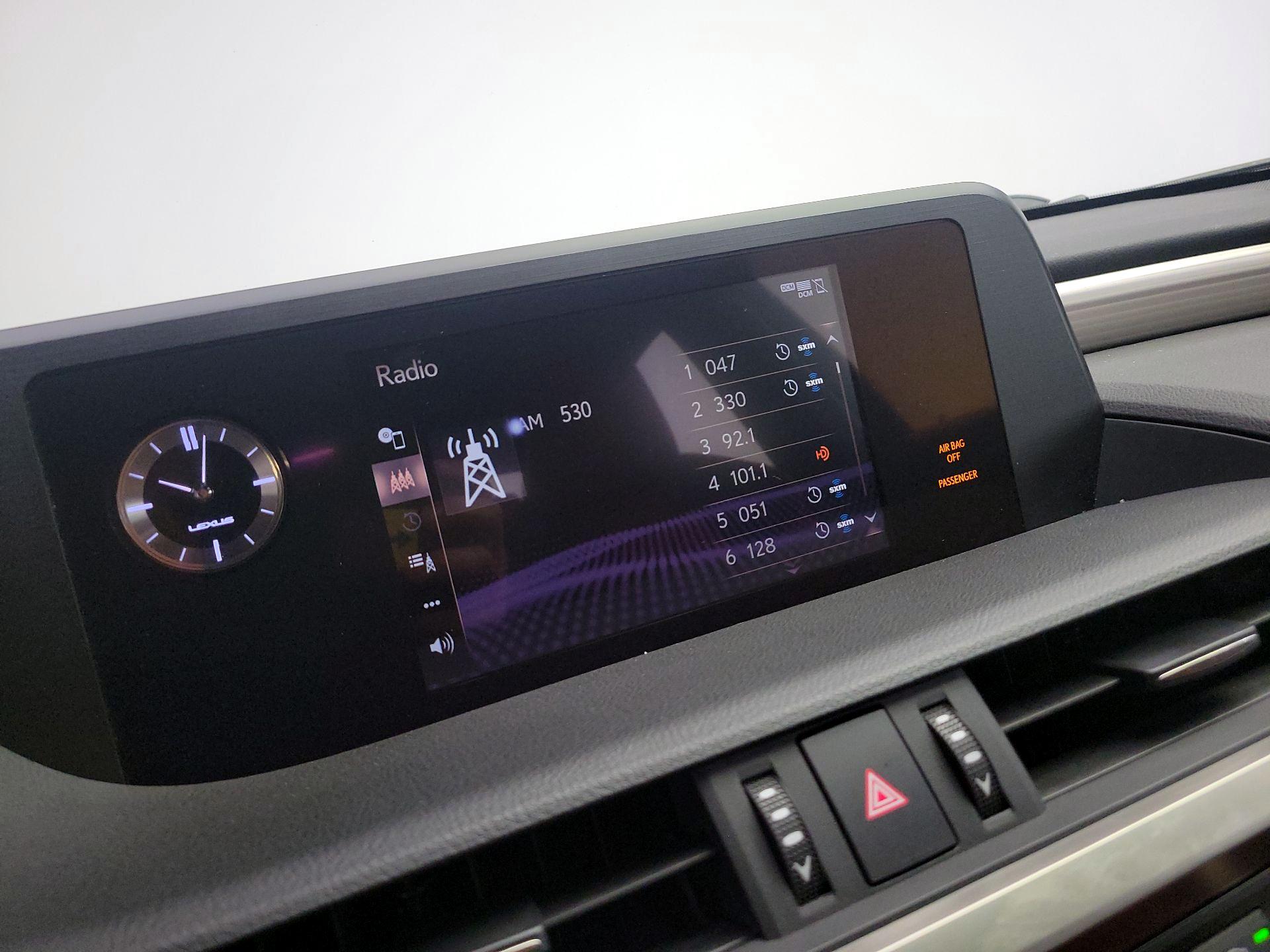 Thumbnail: 2019 Lexus ES - 15