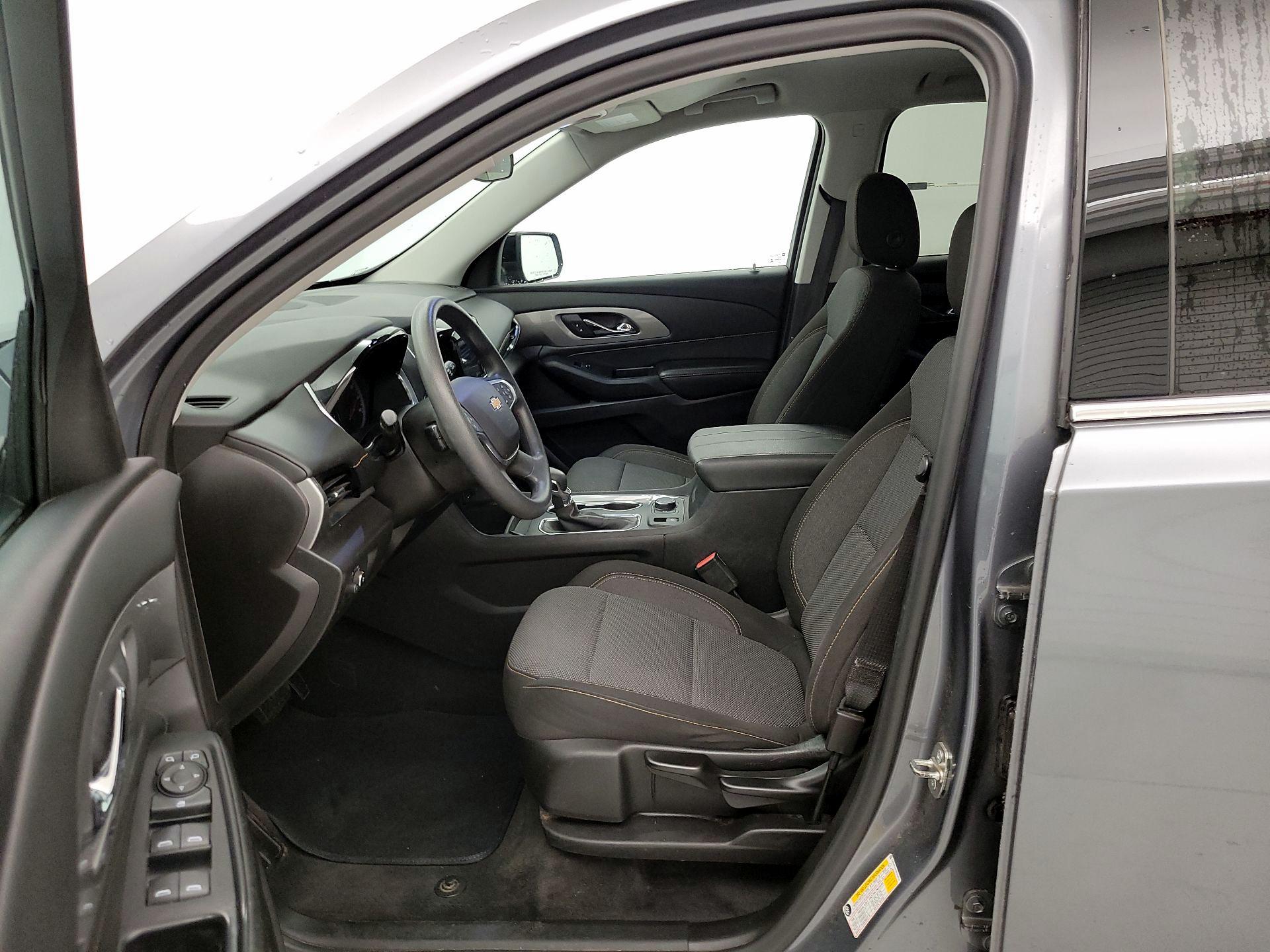 Thumbnail: 2021 Chevrolet Traverse - 11