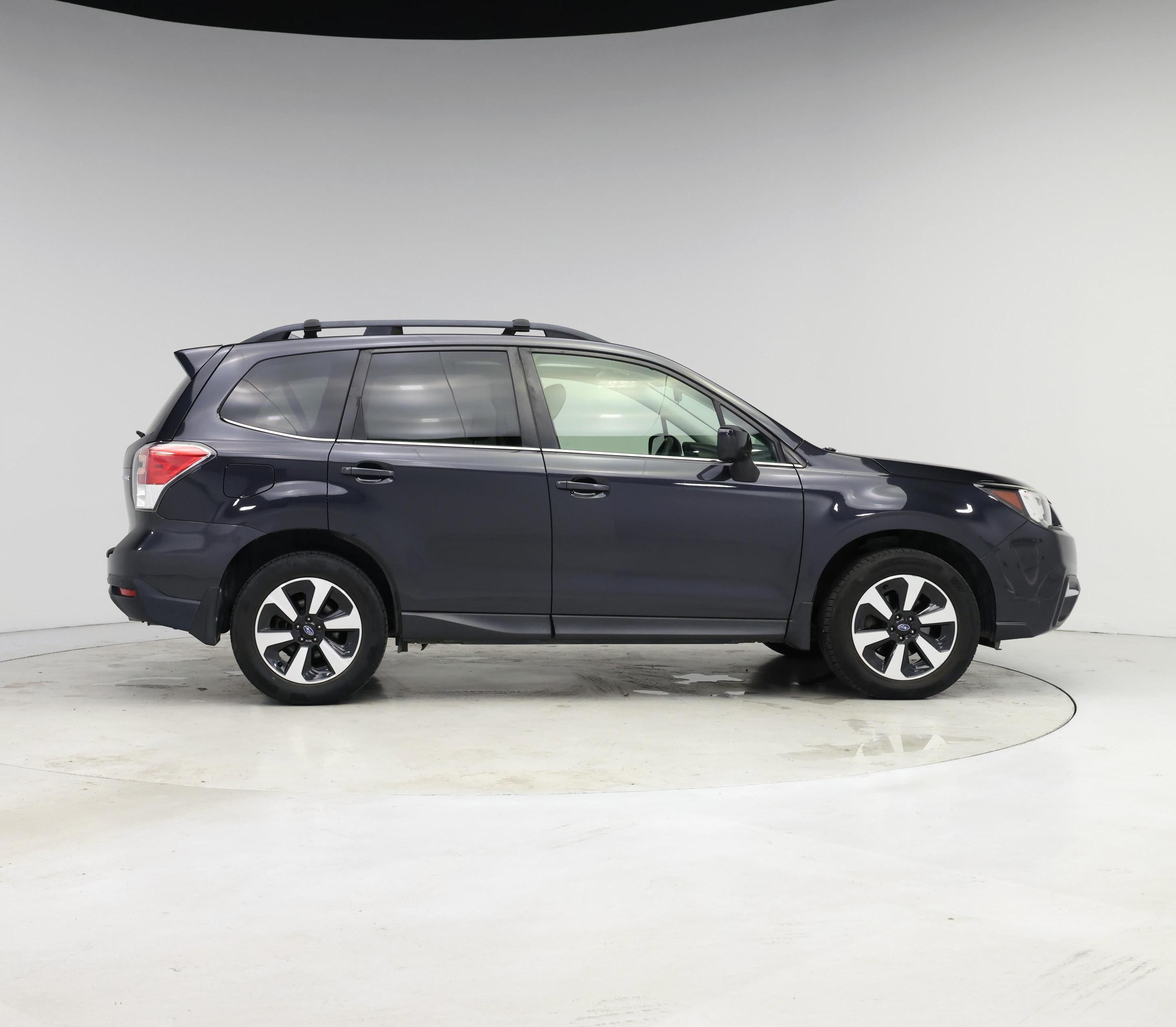 Thumbnail: 2017 Subaru Forester - 7
