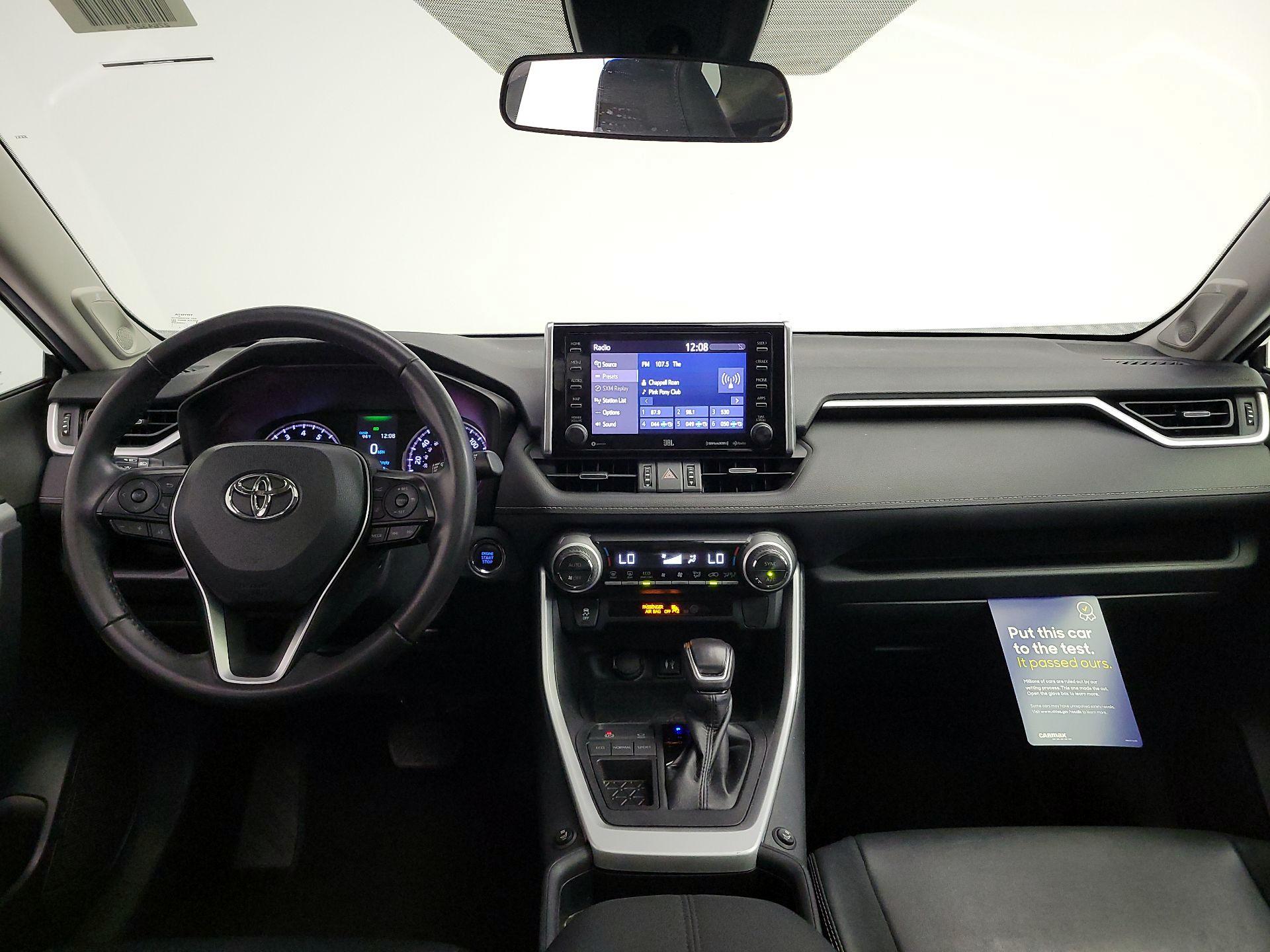 Thumbnail: 2019 Toyota RAV4 - 9