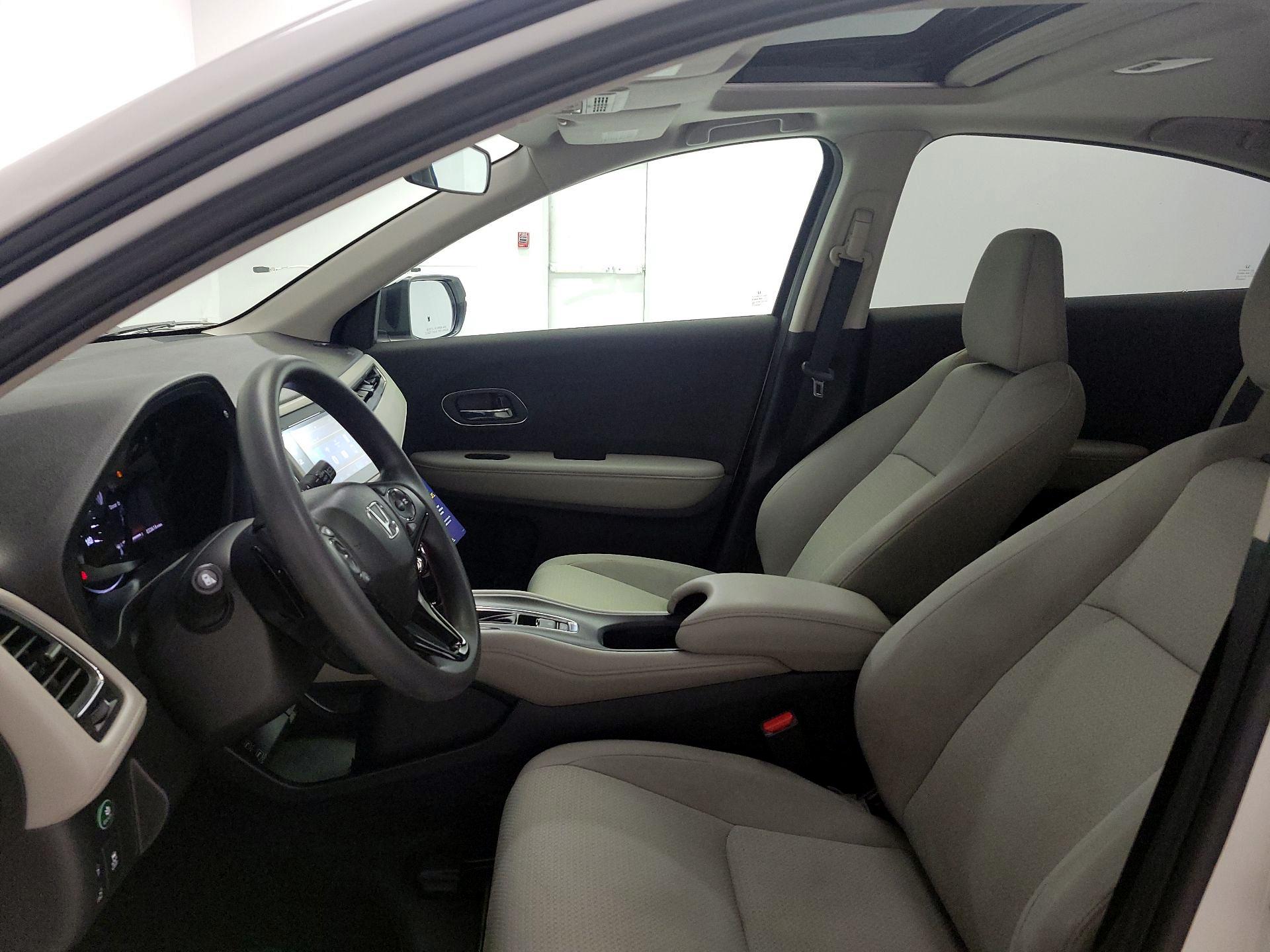 Thumbnail: 2019 Honda HR-V - 11