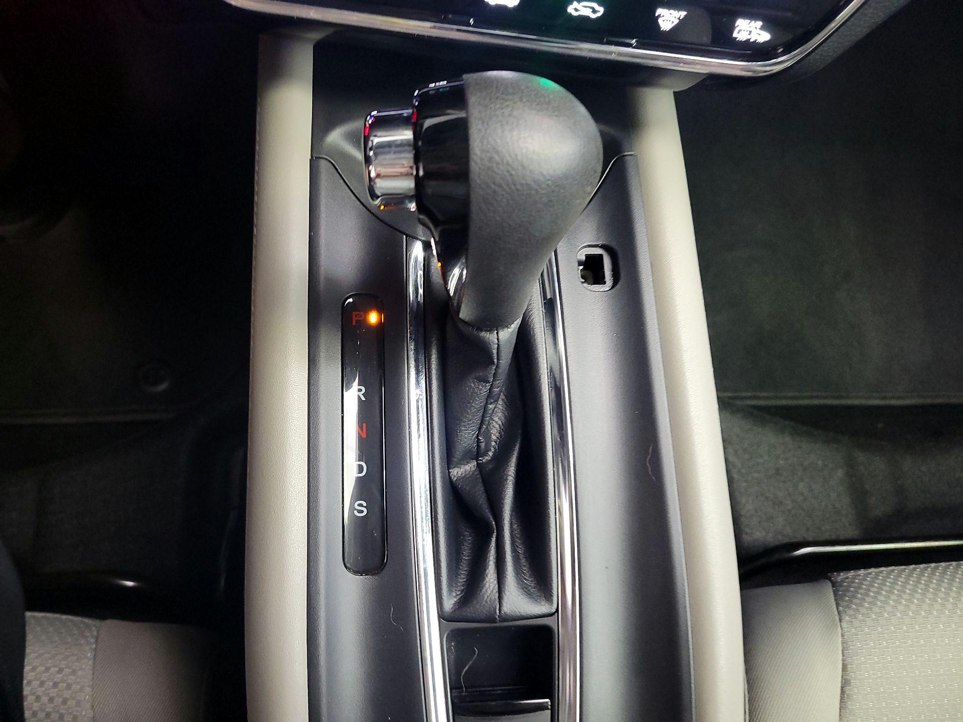 Thumbnail: 2019 Honda HR-V - 17