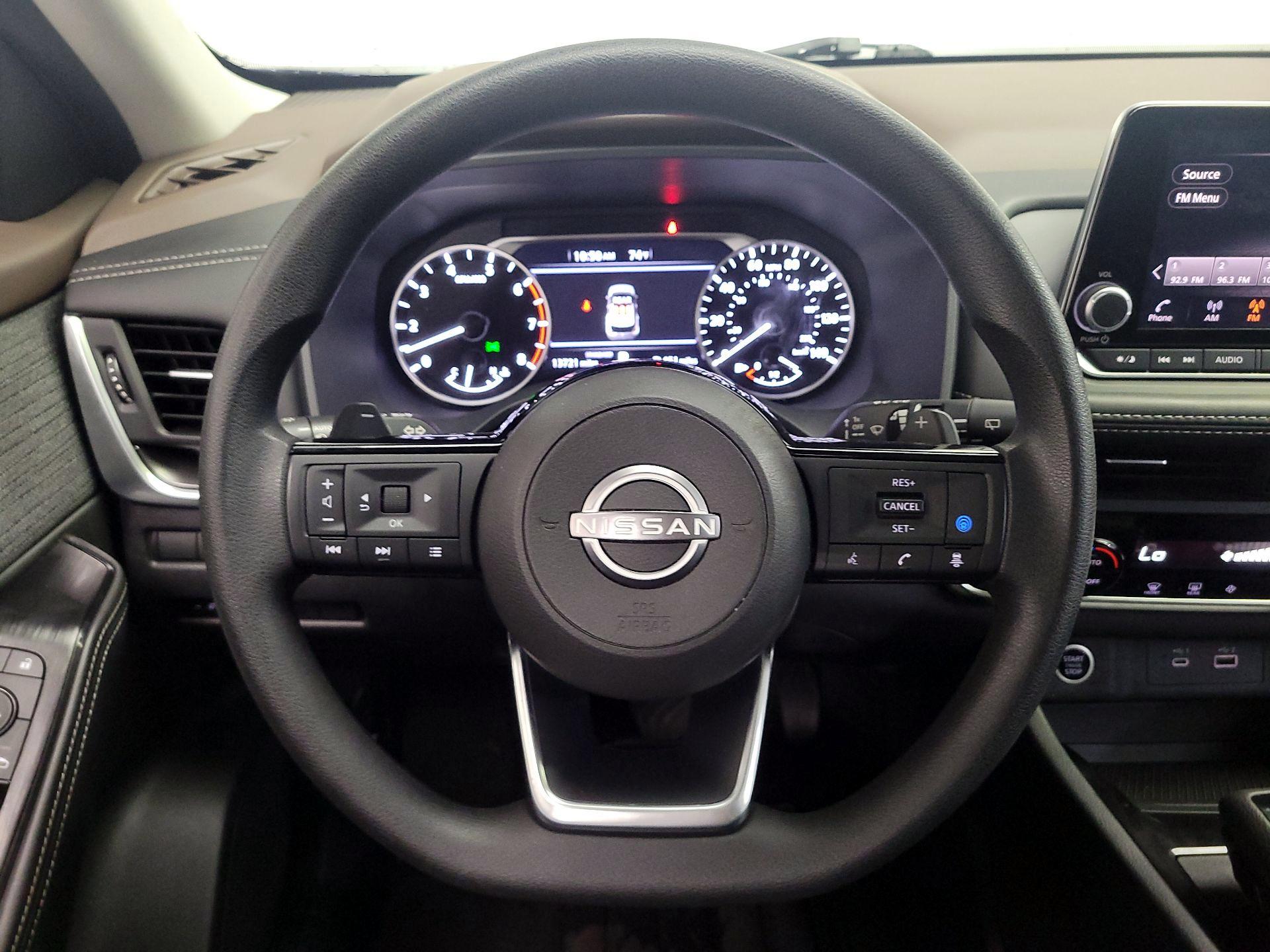 Thumbnail: 2023 Nissan Rogue - 10
