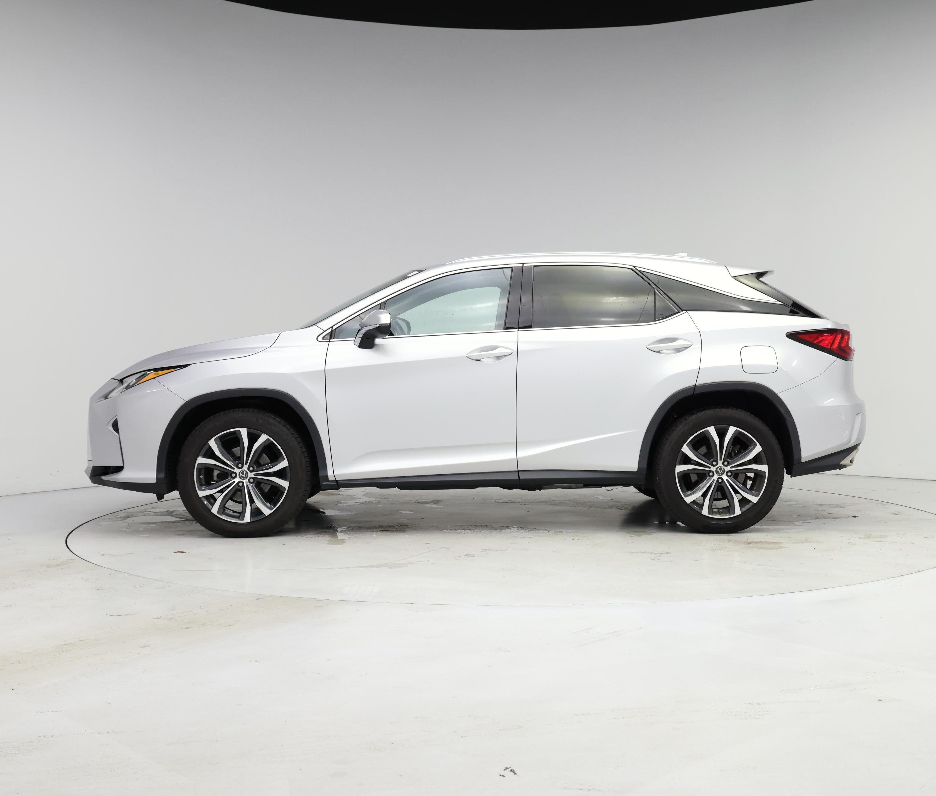 Thumbnail: 2018 Lexus RX - 3