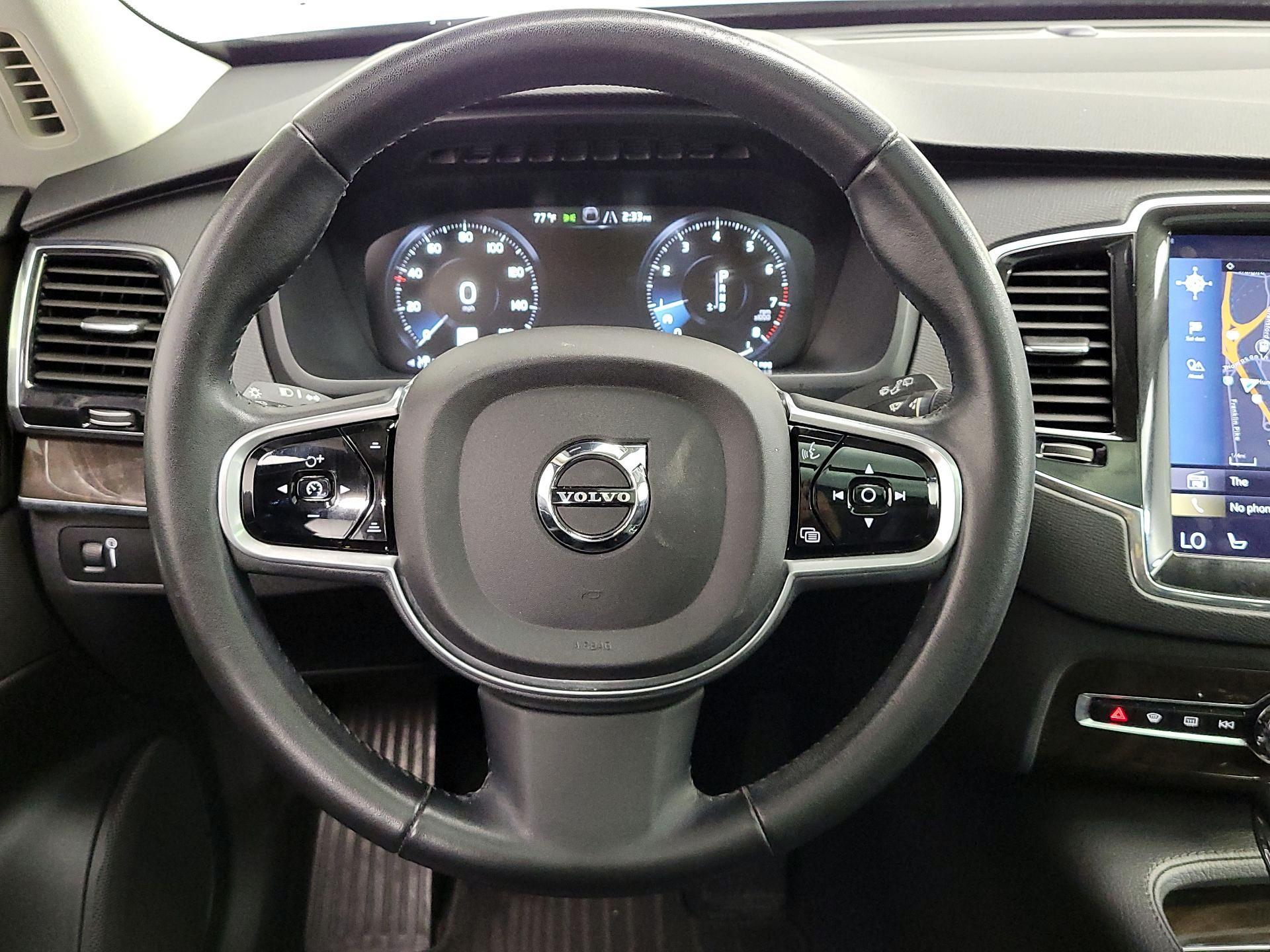Thumbnail: 2018 Volvo XC90 - 10
