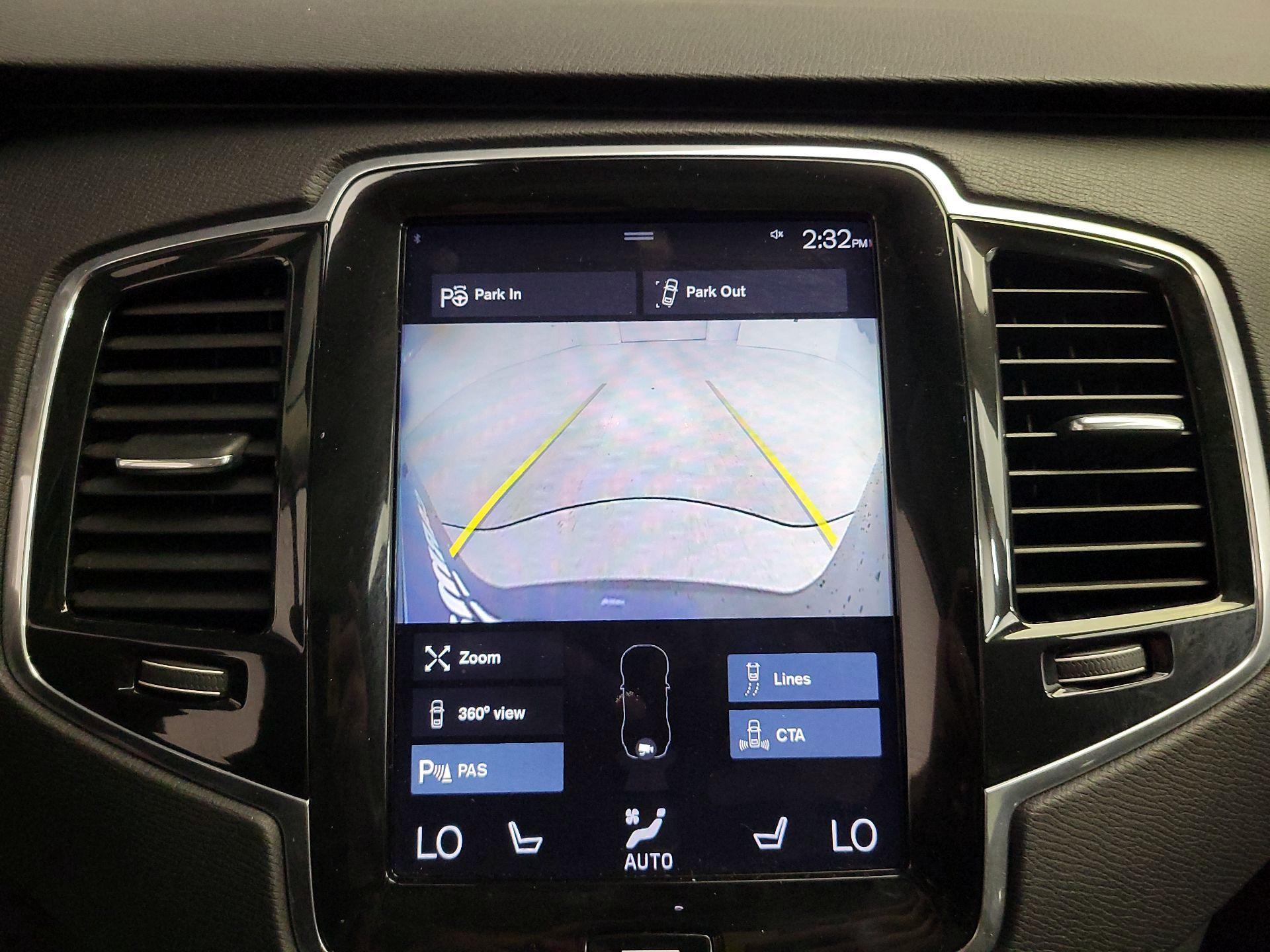Thumbnail: 2018 Volvo XC90 - 15