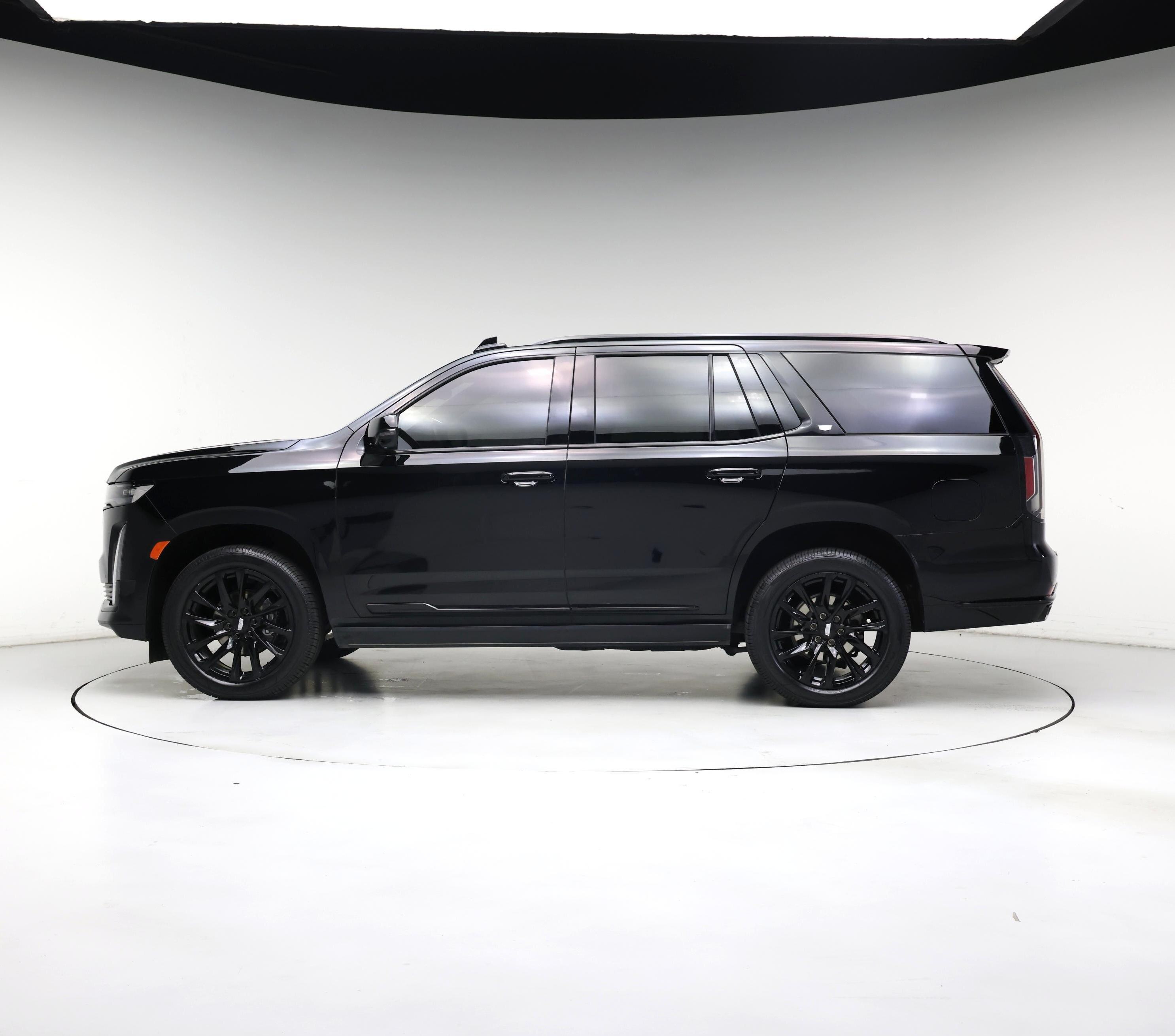 Thumbnail: 2023 Cadillac Escalade - 3