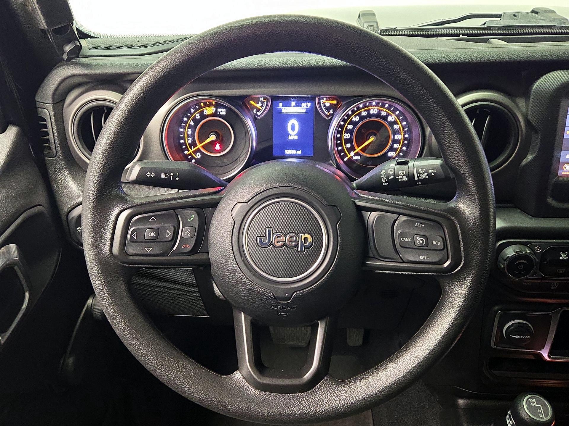 Thumbnail: 2022 Jeep Wrangler - 10