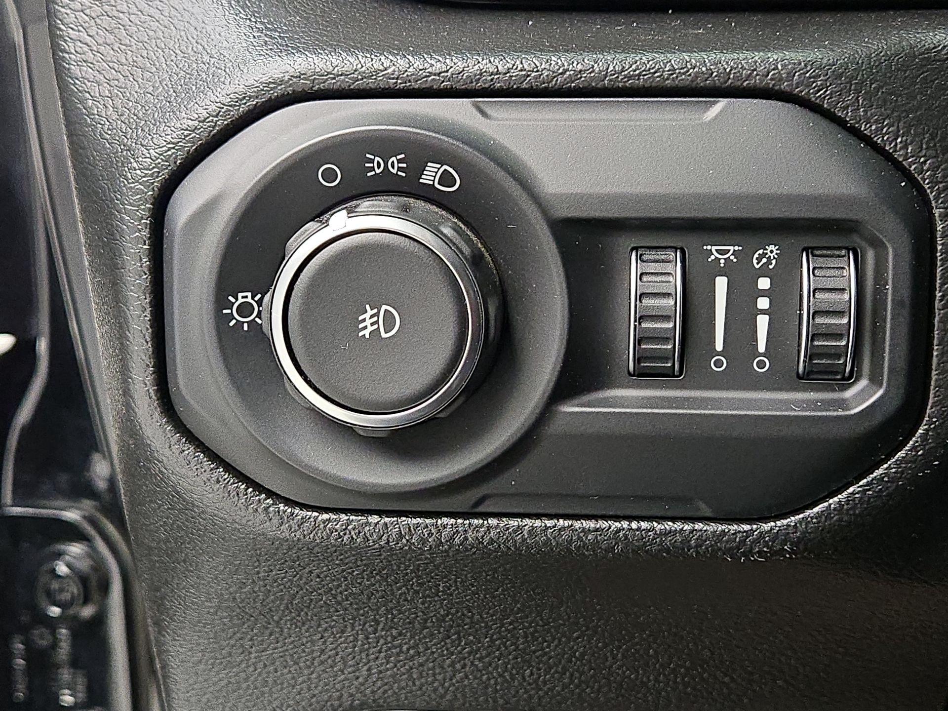 Thumbnail: 2022 Jeep Wrangler - 13
