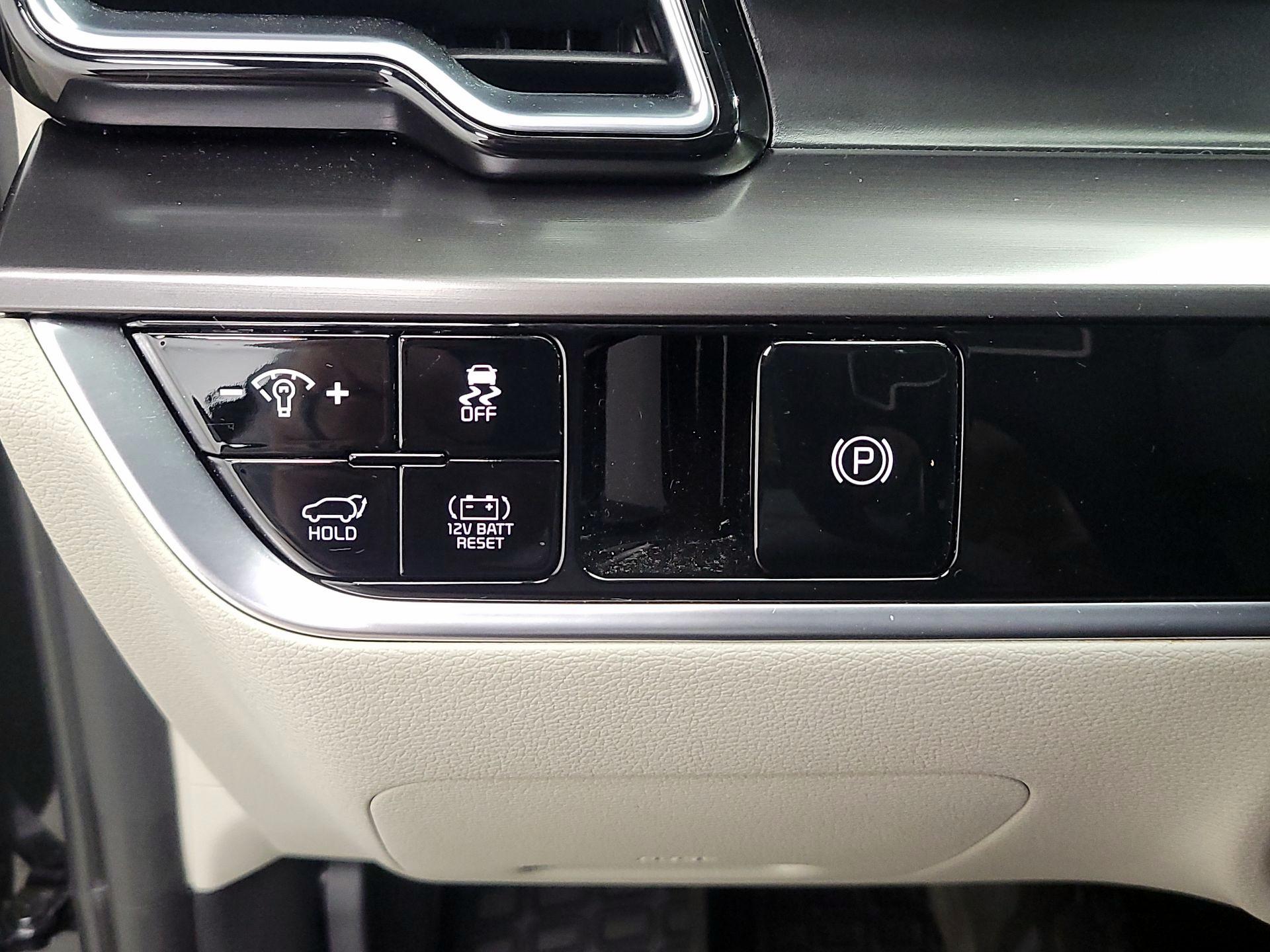 Thumbnail: 2024 Kia Sportage - 13