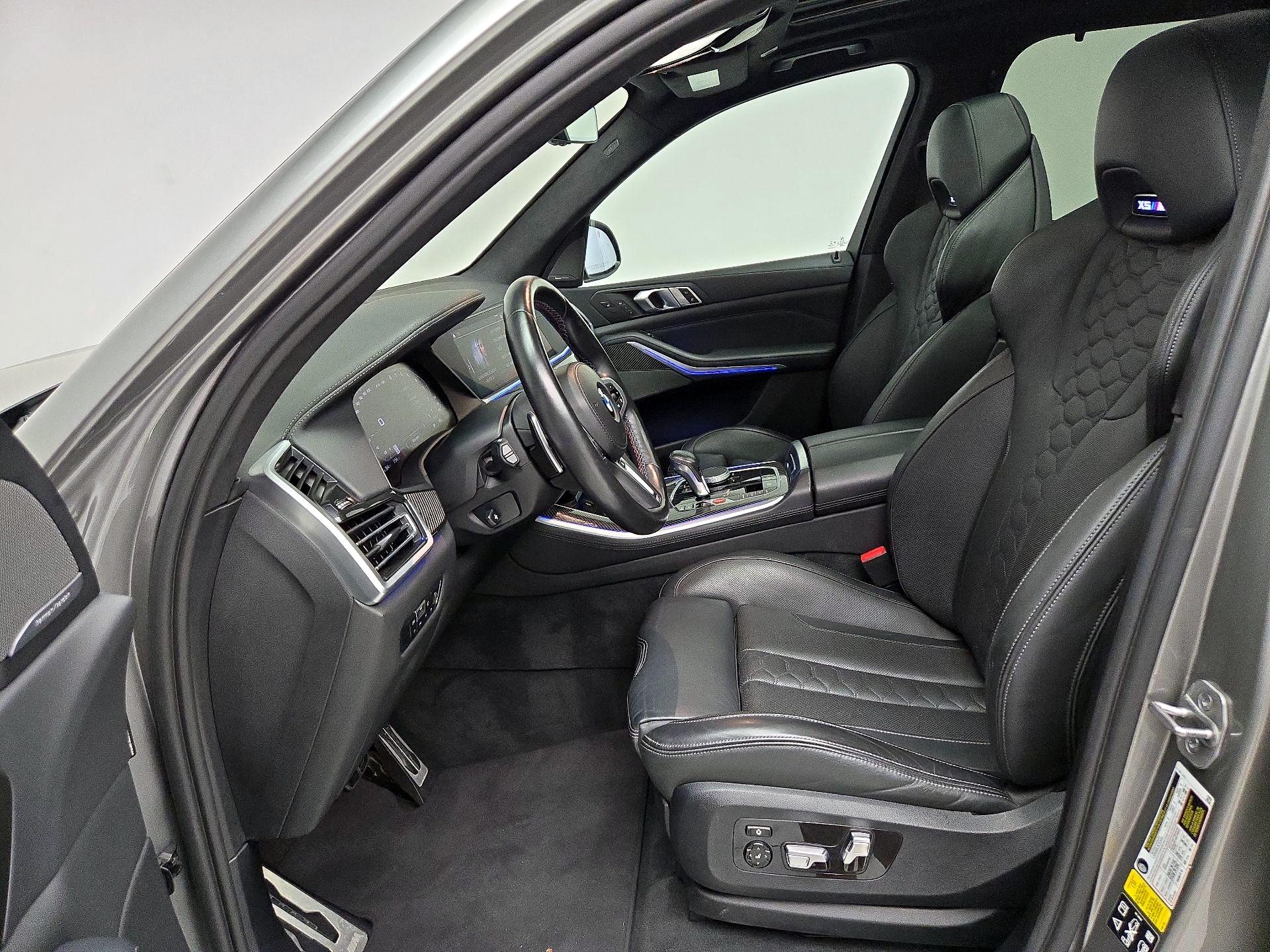 Thumbnail: 2022 BMW X5 - 11
