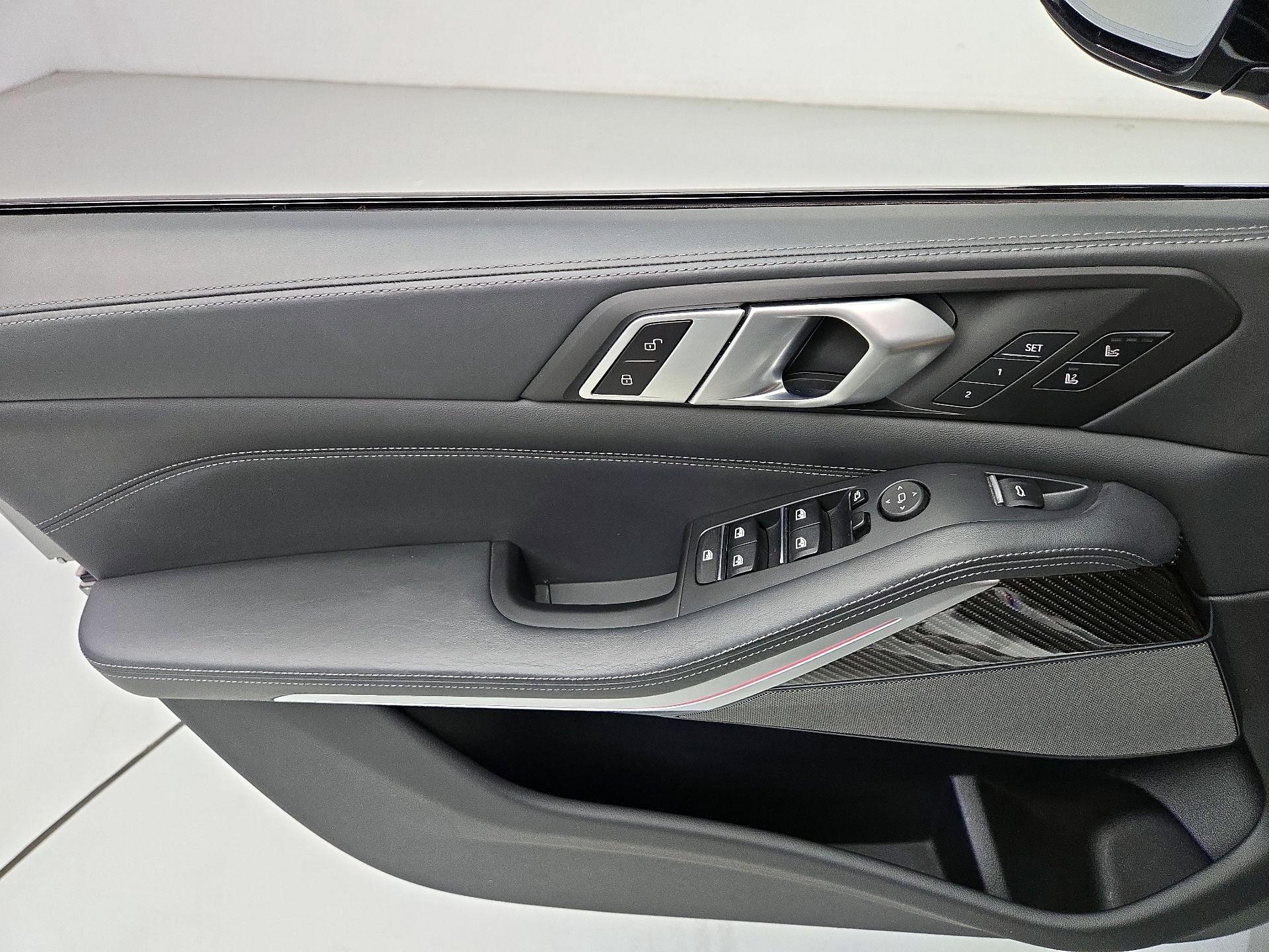 Thumbnail: 2022 BMW X5 - 12