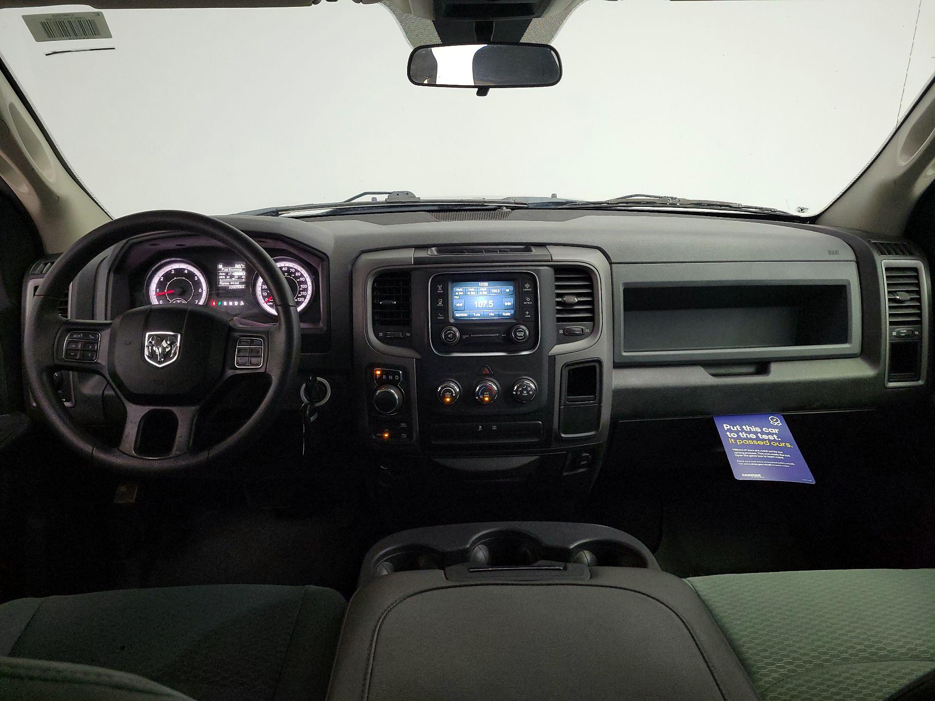 Thumbnail: 2019 RAM 1500 Classic - 9