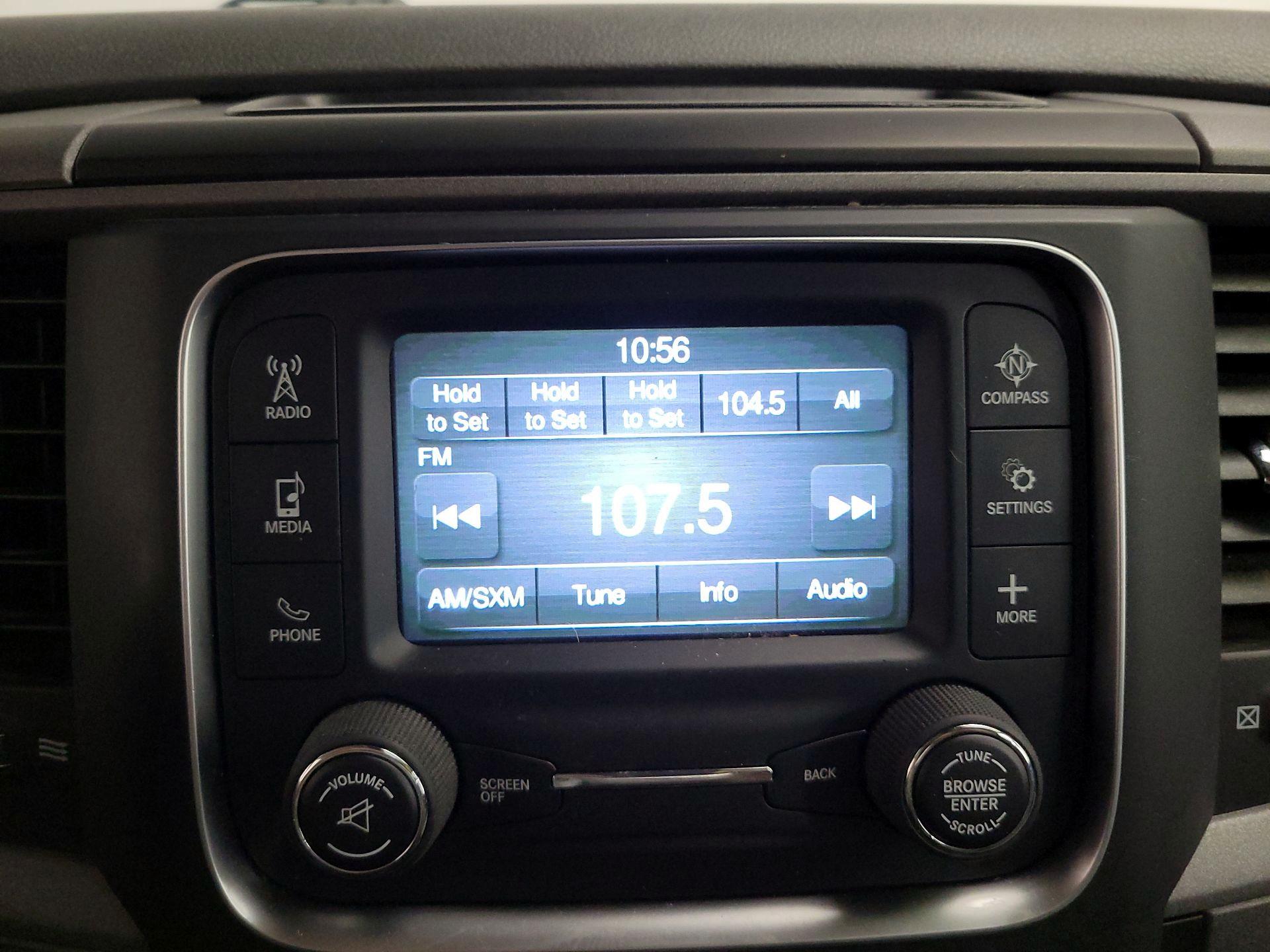 Thumbnail: 2019 RAM 1500 Classic - 15