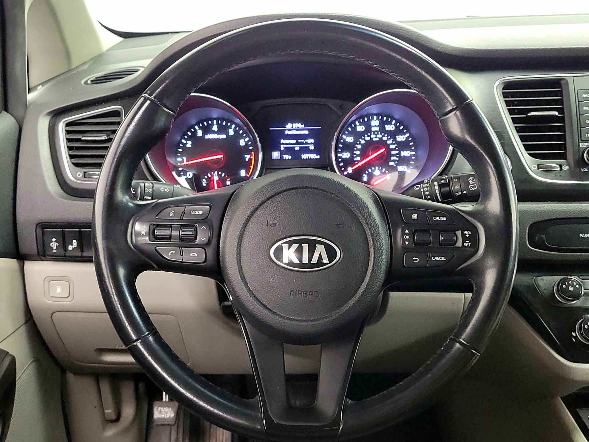 Thumbnail: 2019 Kia Sedona - 10