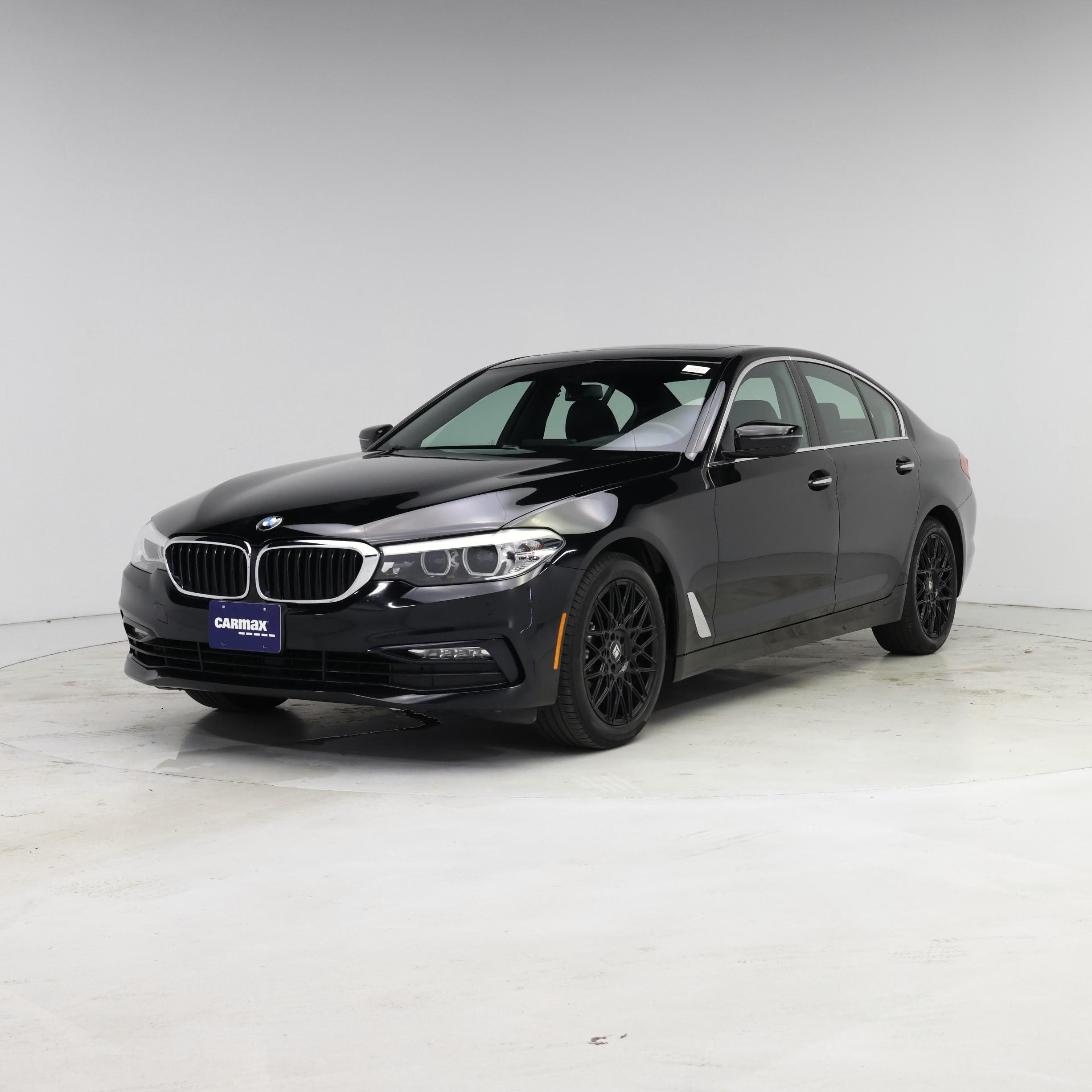 Thumbnail: 2018 BMW 5 Series - 4