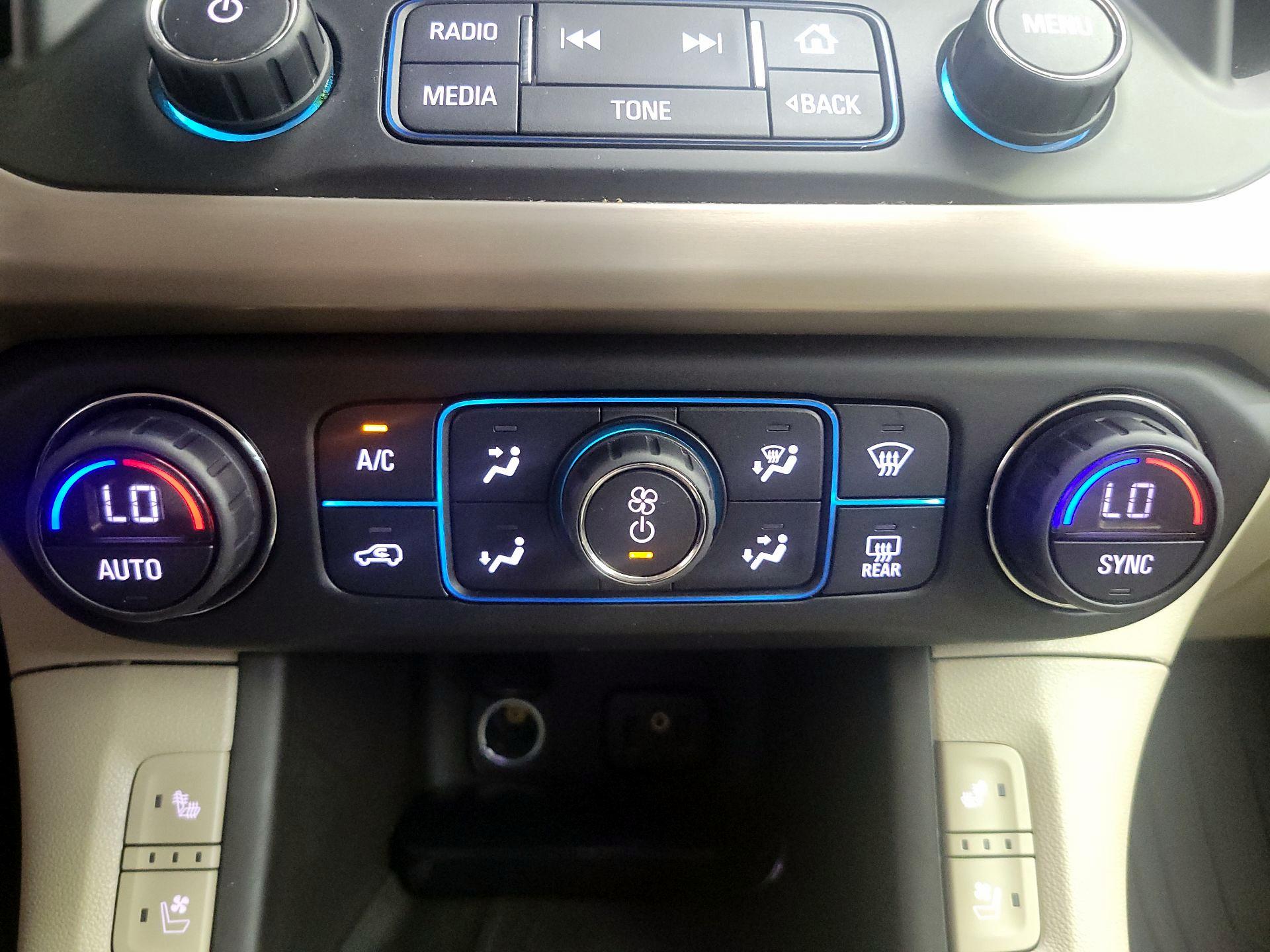 Thumbnail: 2017 GMC Acadia - 17