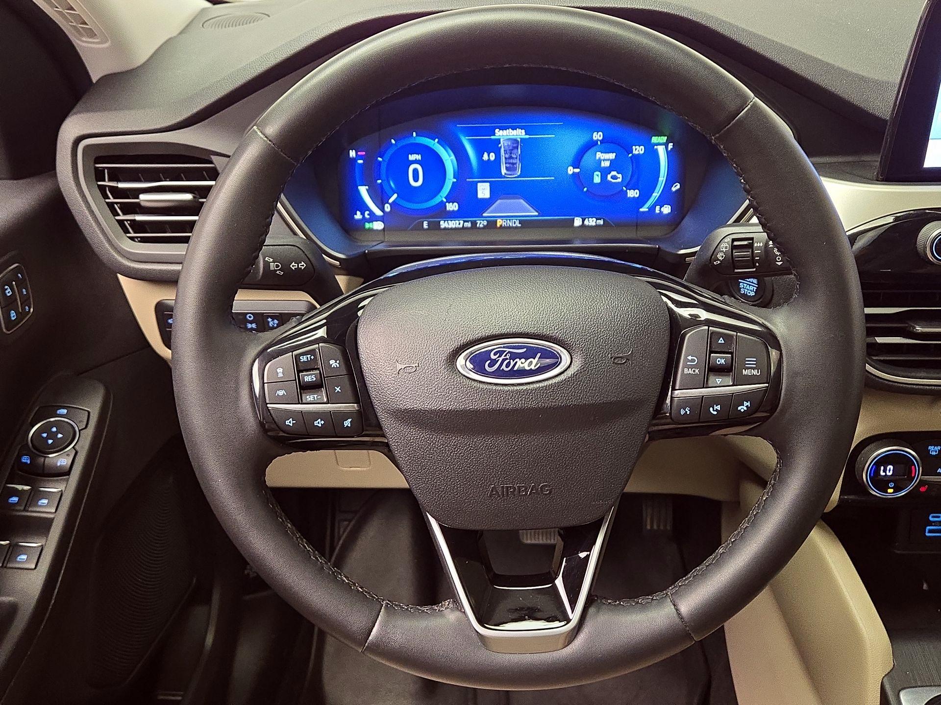 Thumbnail: 2021 Ford Escape - 10
