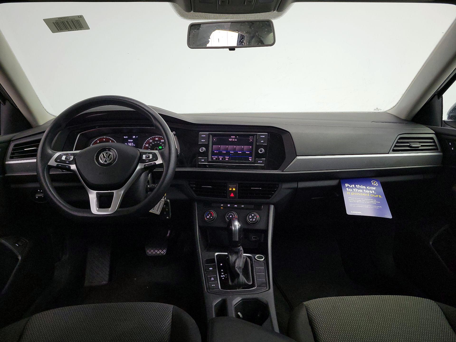 Thumbnail: 2019 Volkswagen Jetta - 9