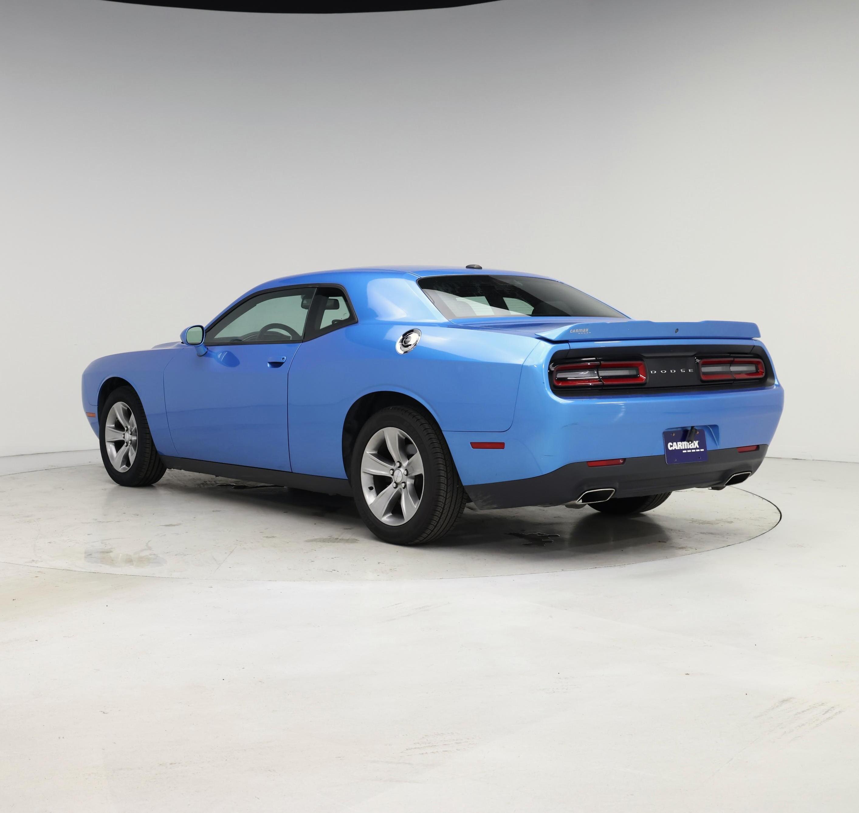 Thumbnail: 2019 Dodge Challenger - 2