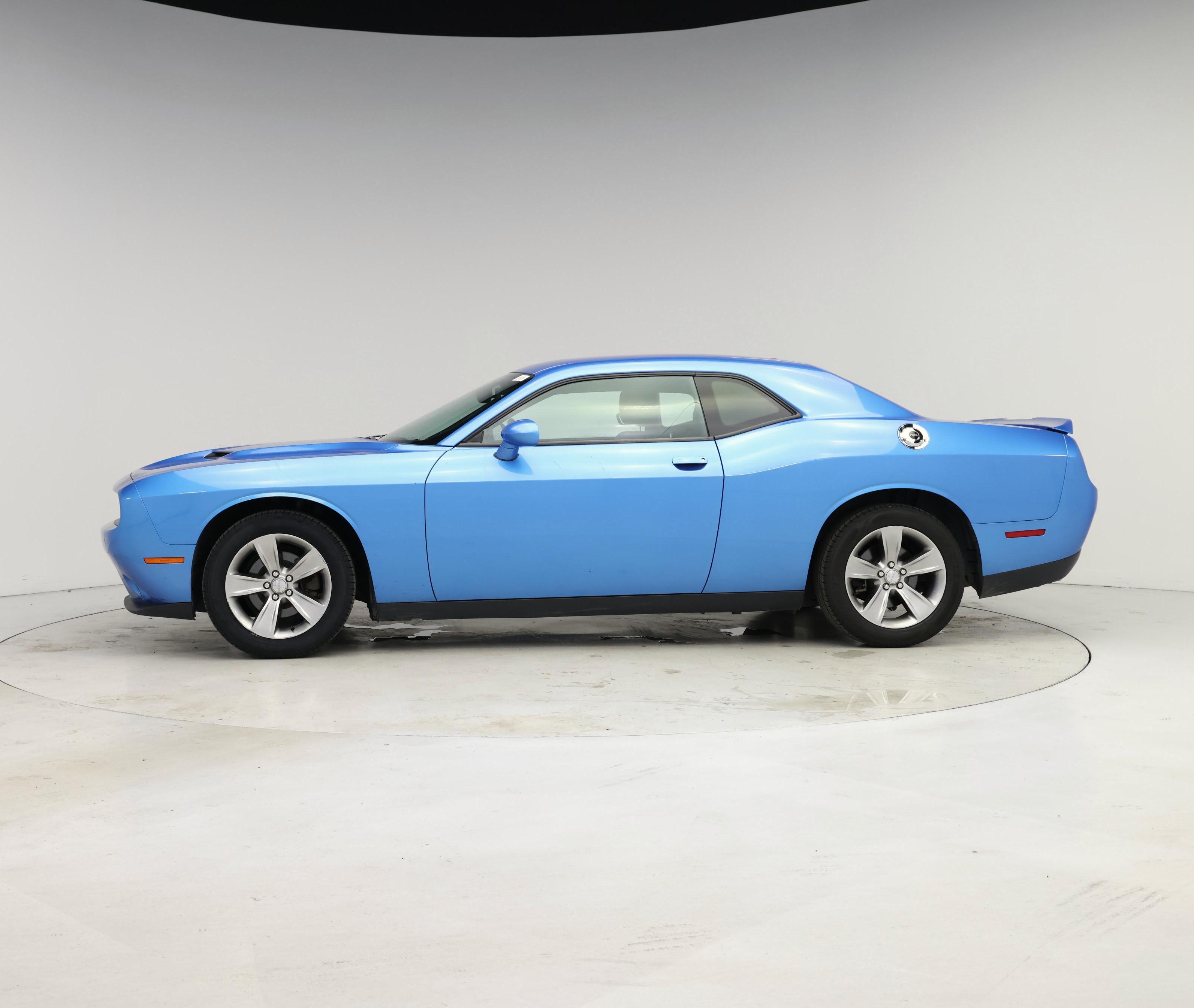 Thumbnail: 2019 Dodge Challenger - 3