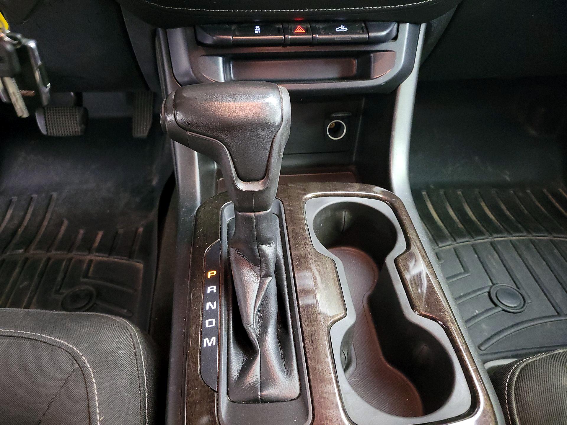 Thumbnail: 2016 GMC Canyon - 17